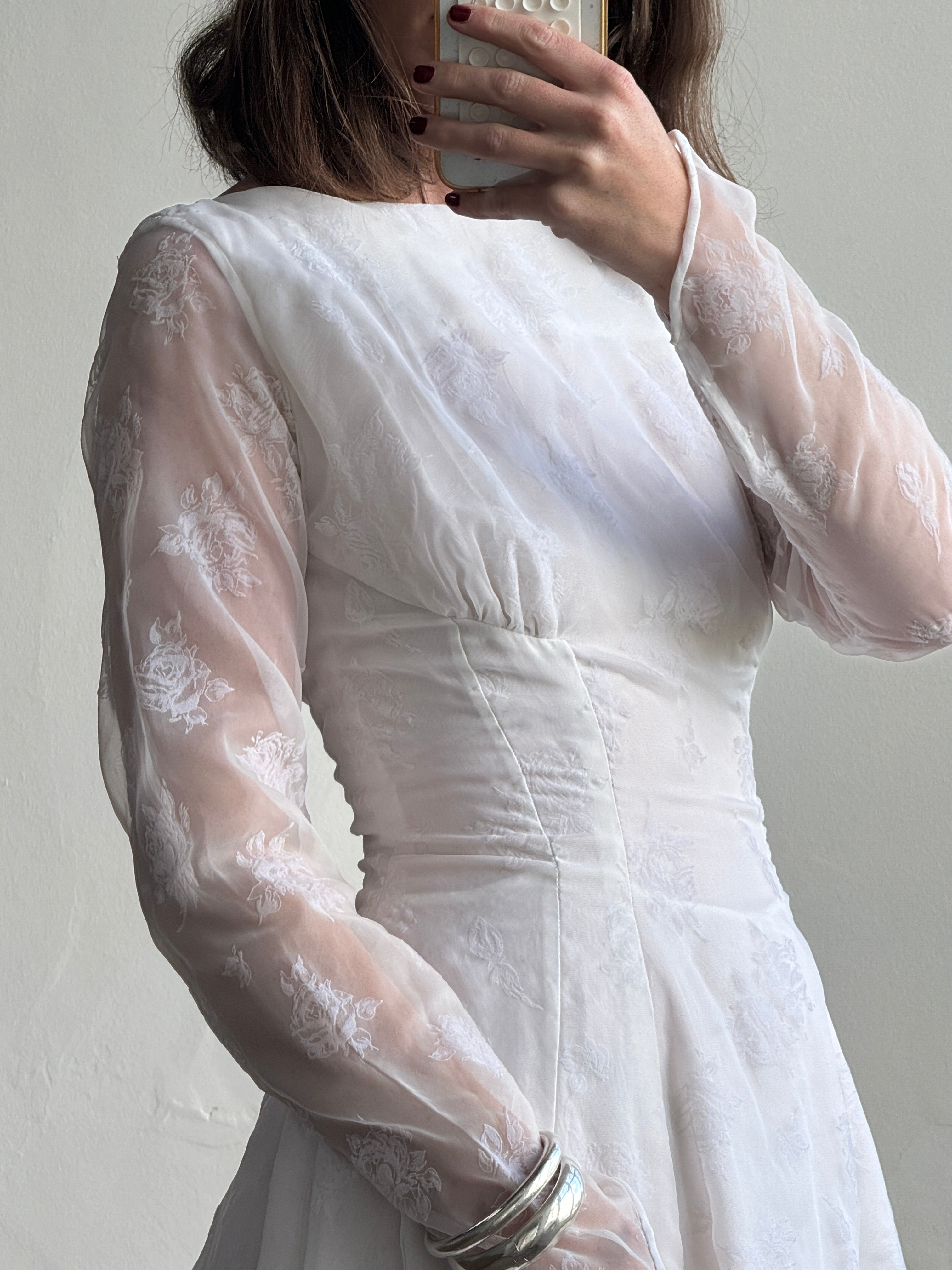 Vintage 50s Flocked Velvet Jacquard Wedding Gown with Bow Train