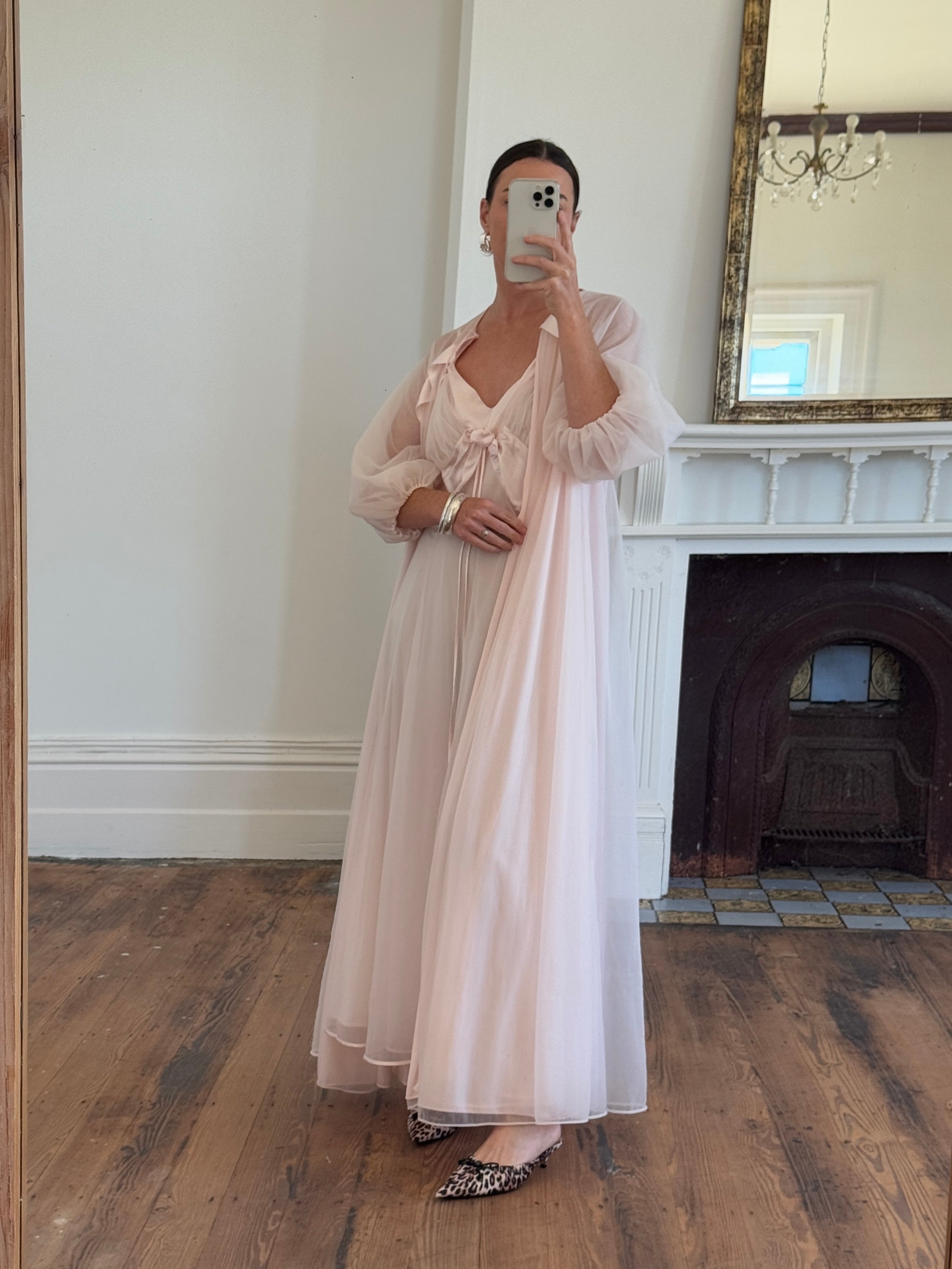 Vintage 60s Rosette Peignoir and Slip Set Pale Pink