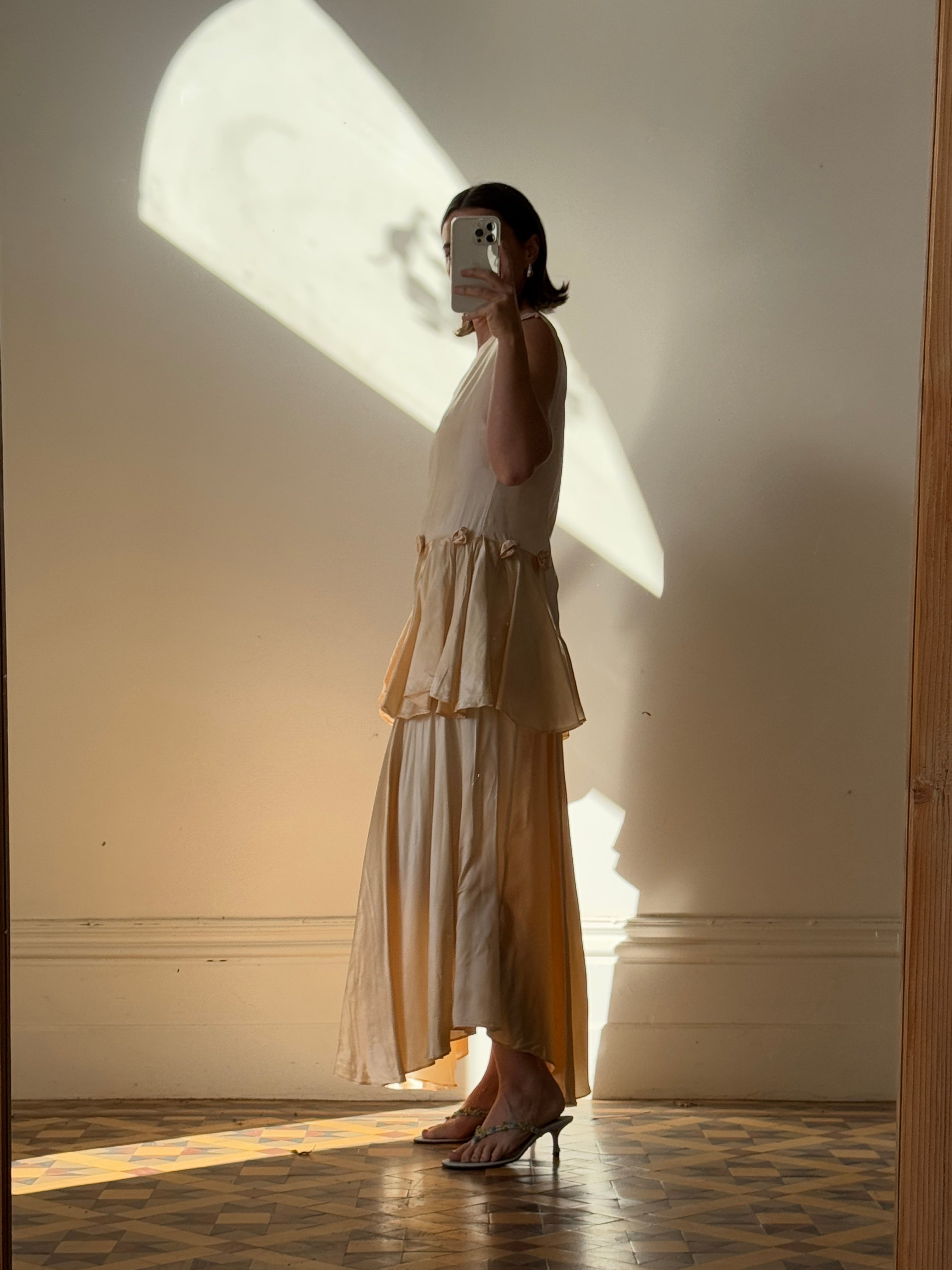 Vintage 20s Flapper Champagne Wedding Dress With Rosettes