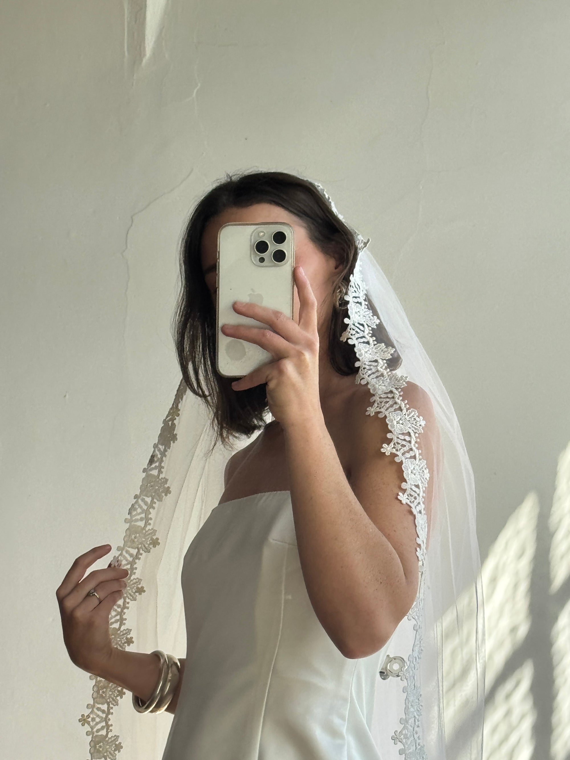 Vintage Juliette Floral Cap Long Veil