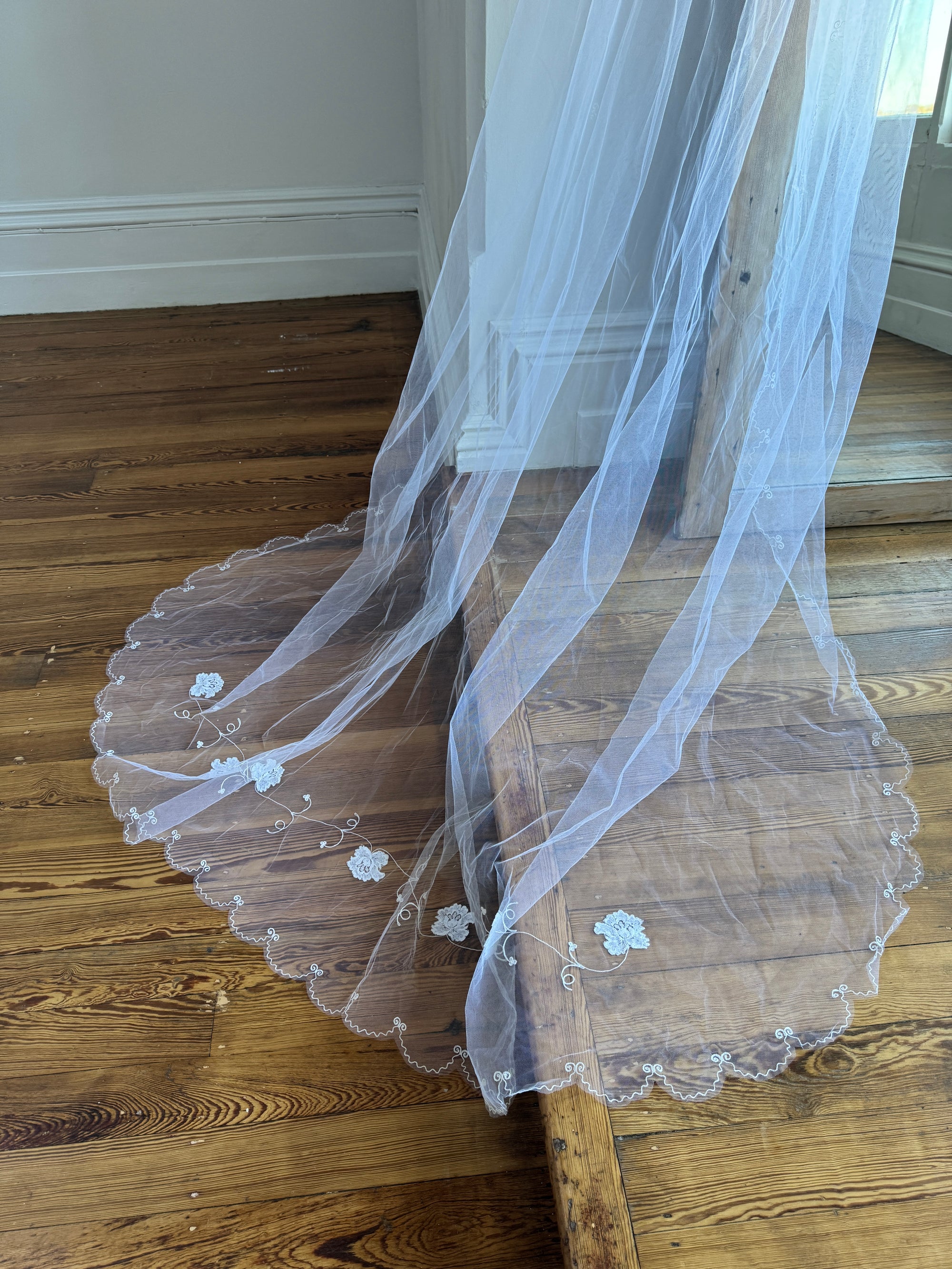 Vintage Full Length Cathedral Scalloped Veil With Embroidery