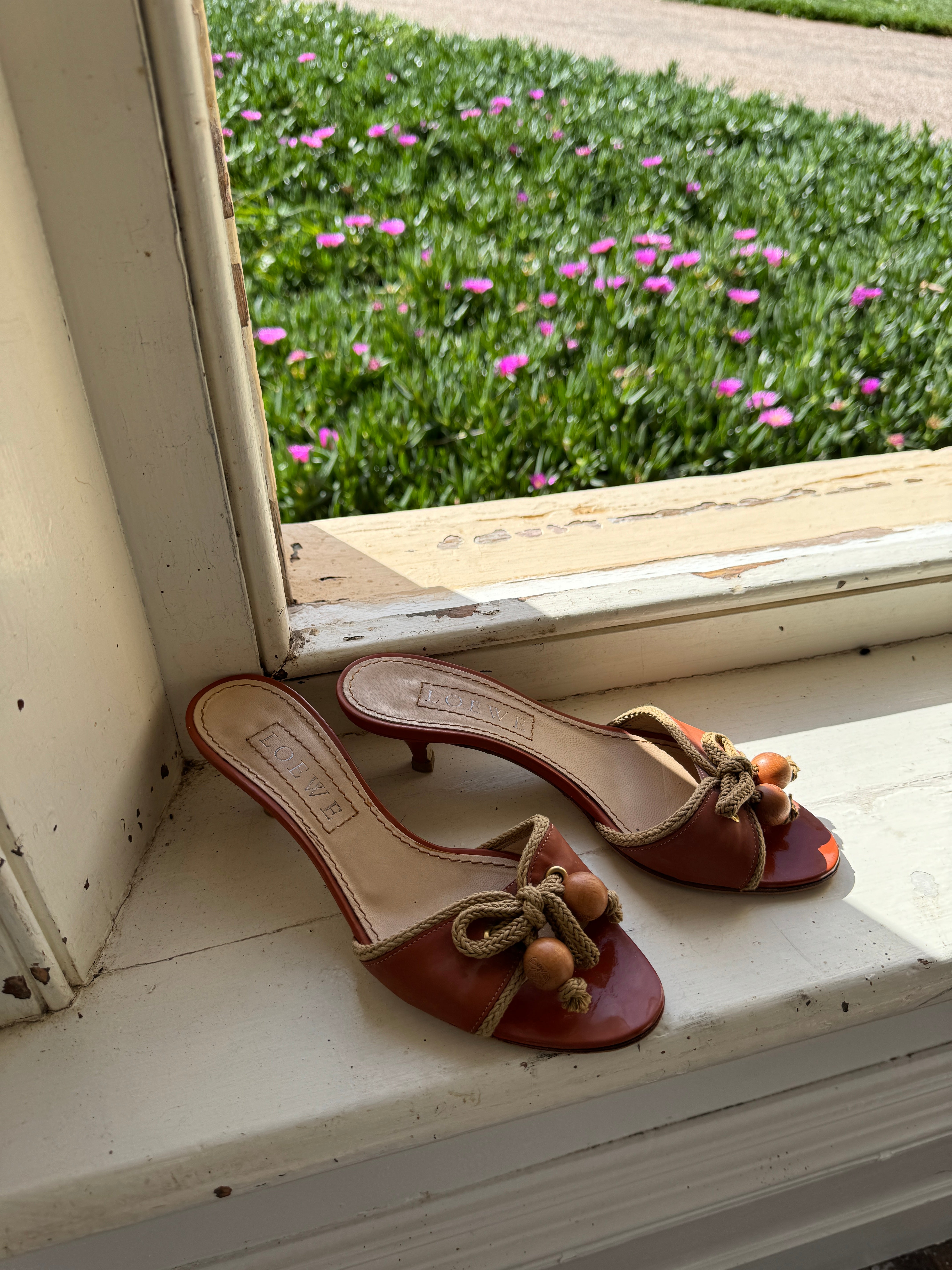Vintage 90s Loewe Tan Rope Kitten Heels