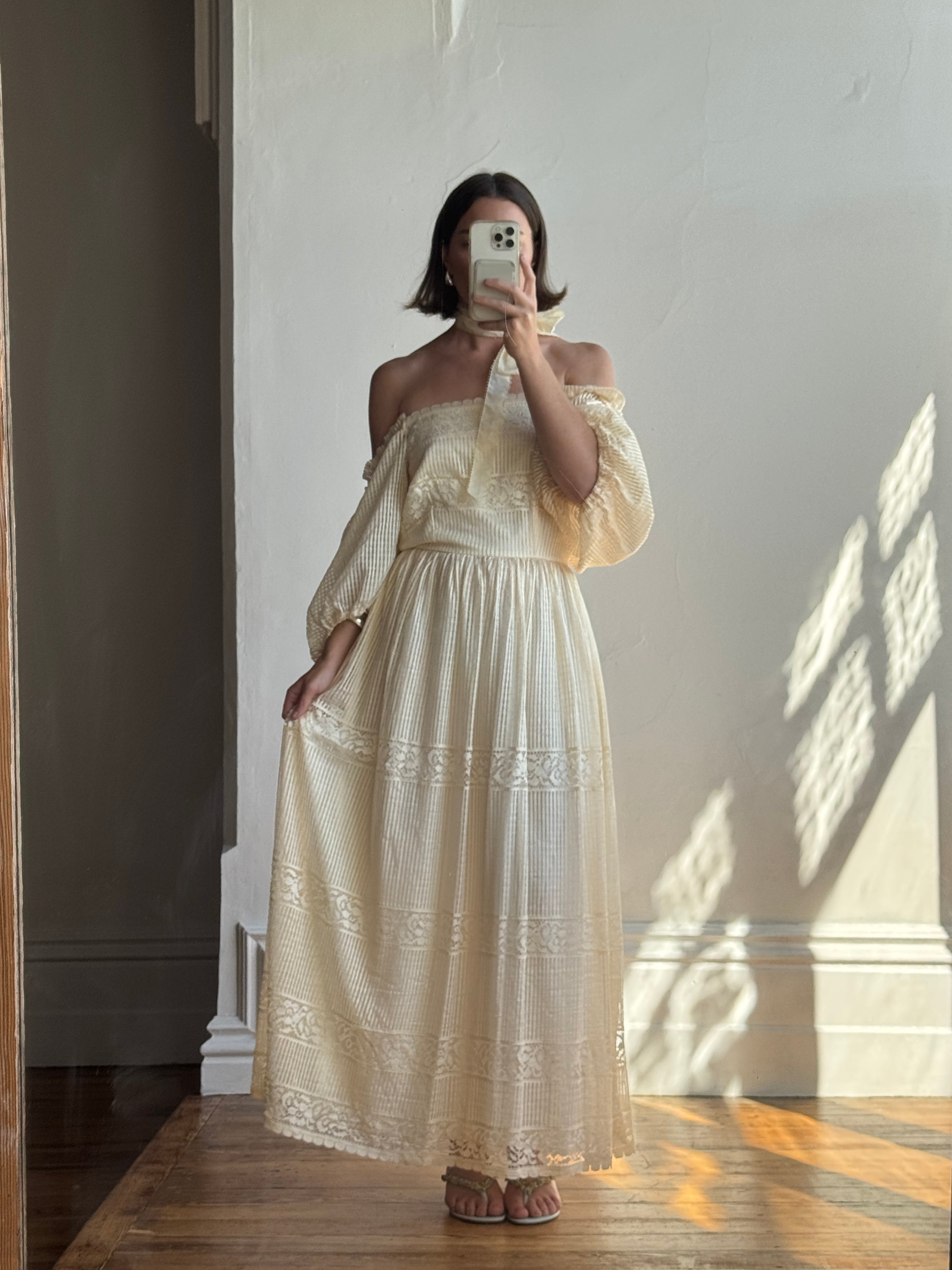 Vintage 70s Prairie Lace Wedding Dress Creme