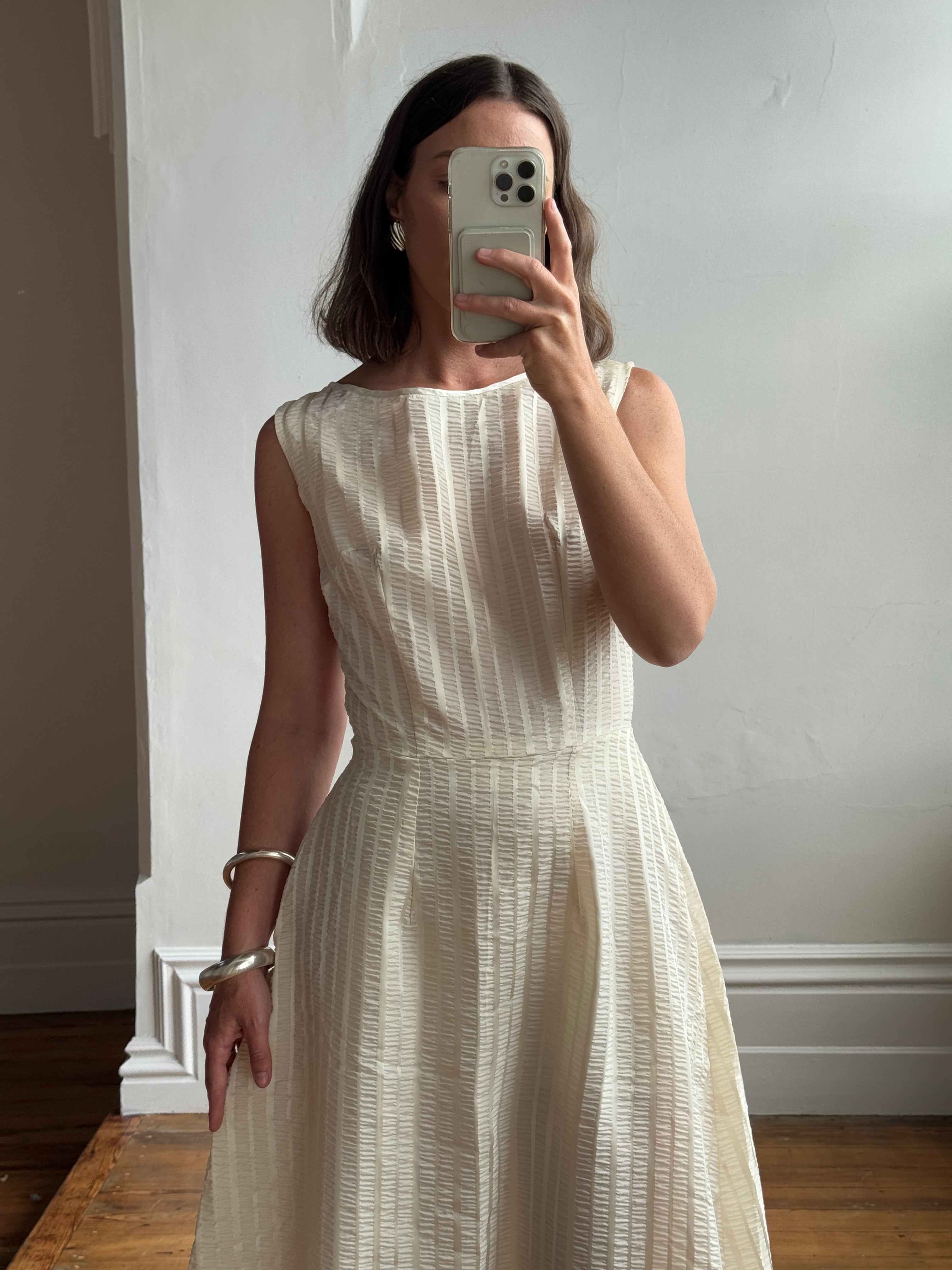 Vintage 60s Crinkle Classic Dress Creme