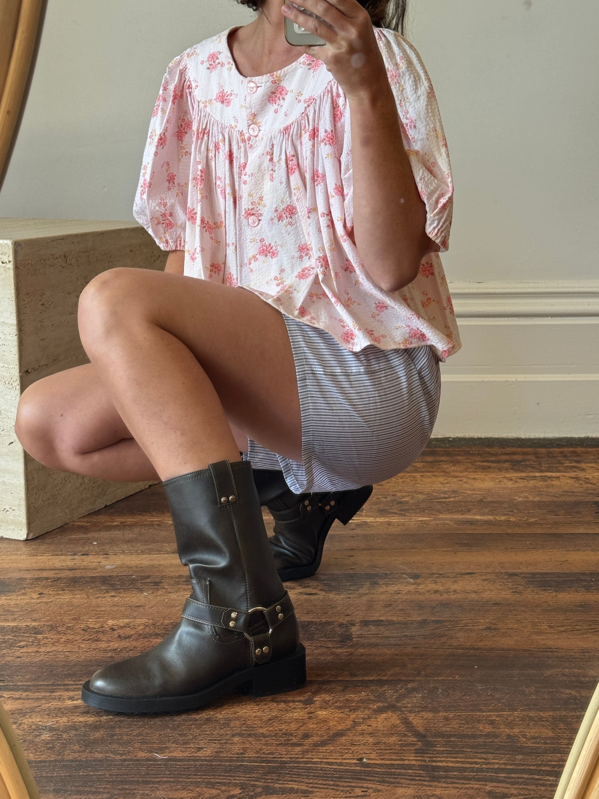 Vintage Puff Sleeve Floral Button Up Blouse Pink