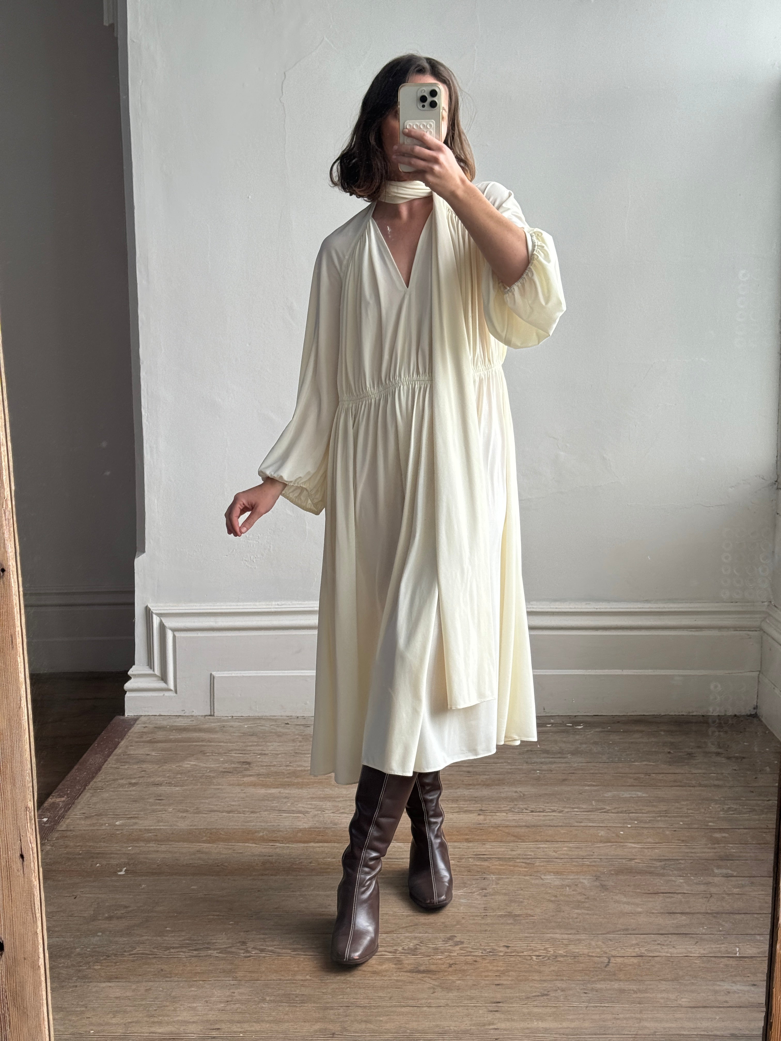 Vintage 70s Drapey Poolside Dress Creme