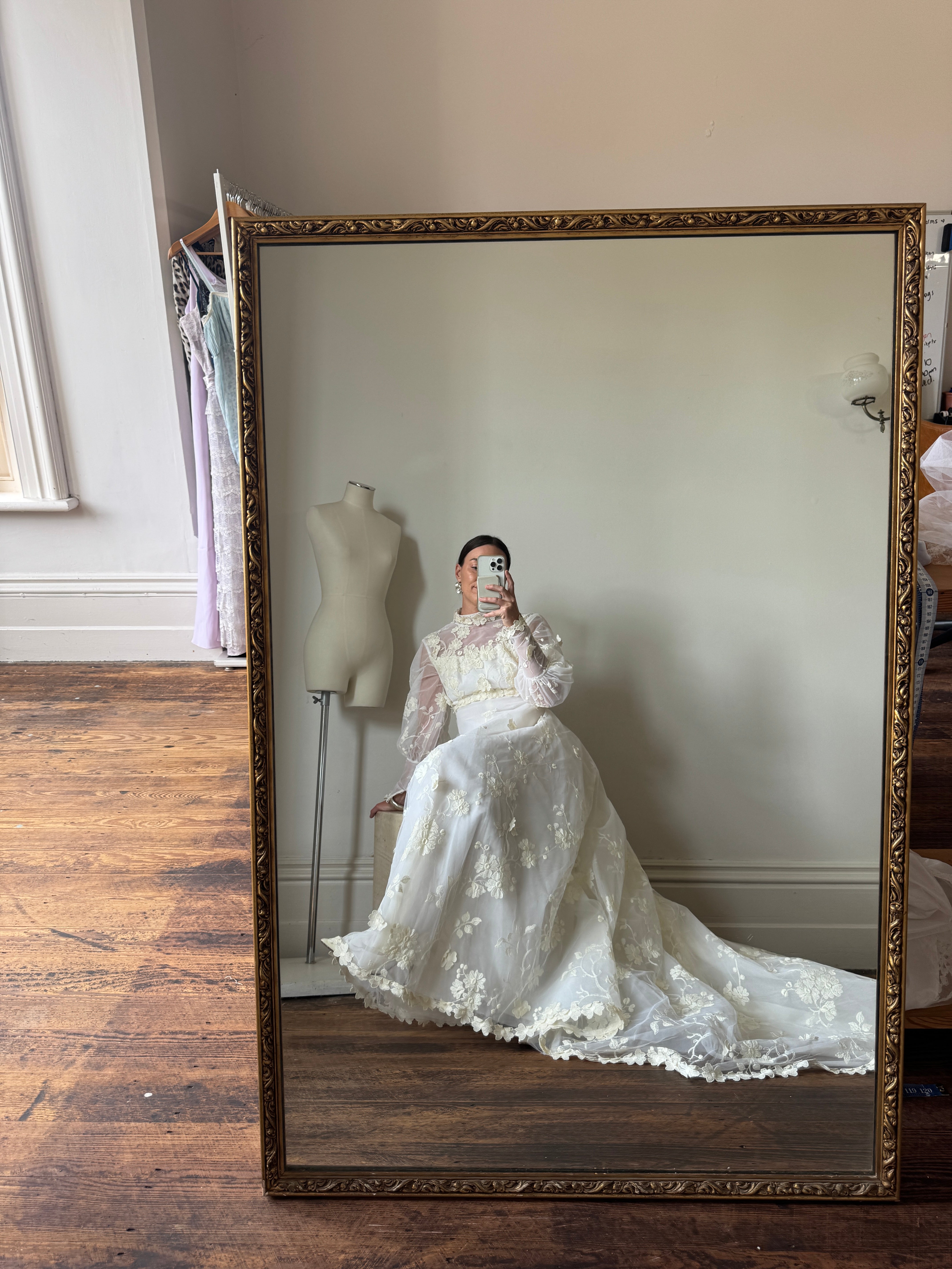 Vintage 60s 3D Creme Floral Applique Wedding Dress