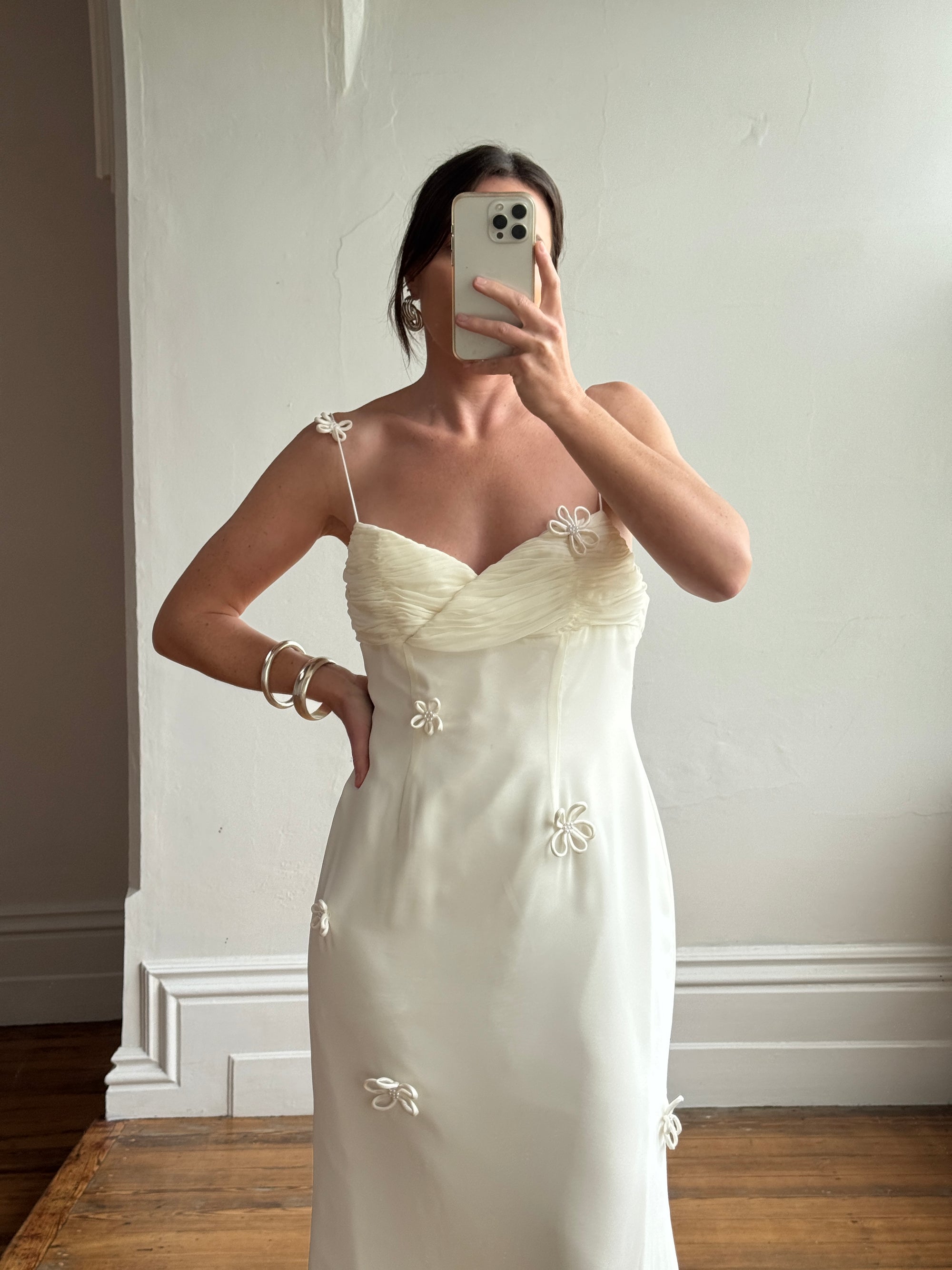 Vintage 90s Gathered Daisy Wedding Dress
