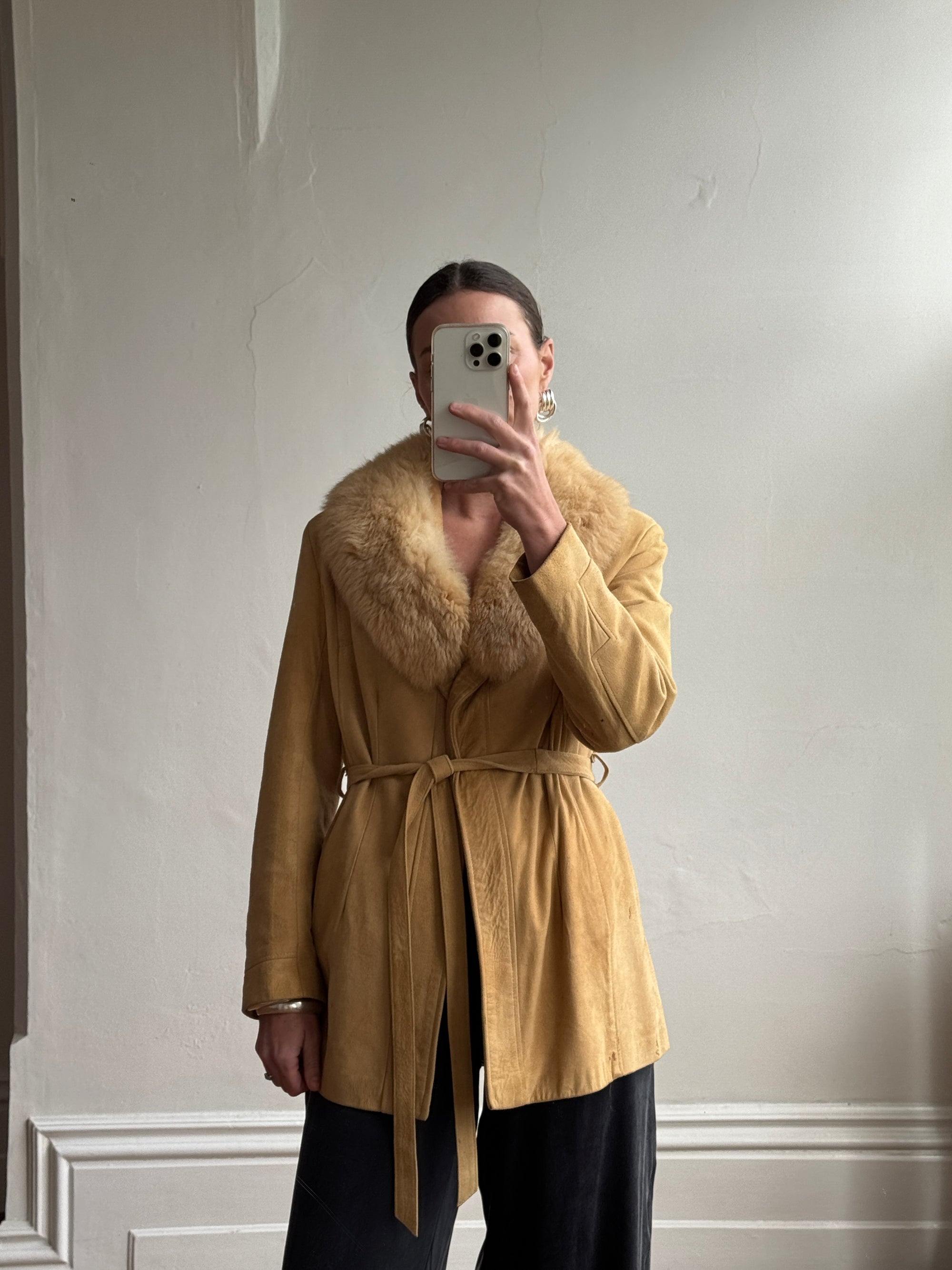 Vintage 70s Caramel Suede Belted Jacket with Fur Collar