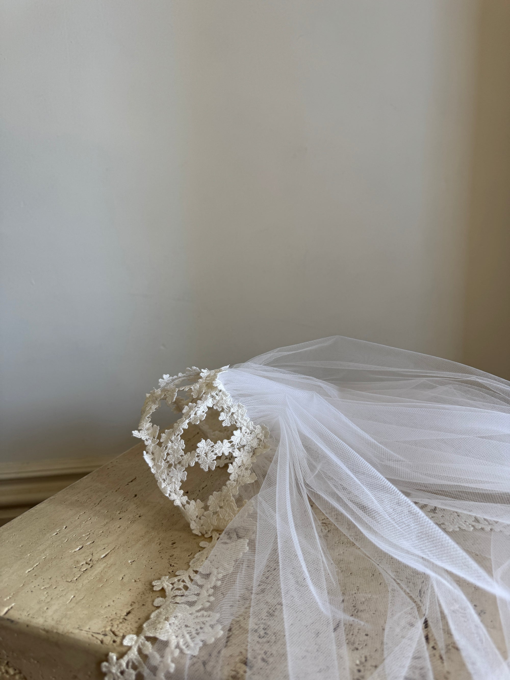 Vintage Juliette Floral Cap Long Veil