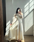 Vintage 40s Collared Lace Wedding Gown With Train