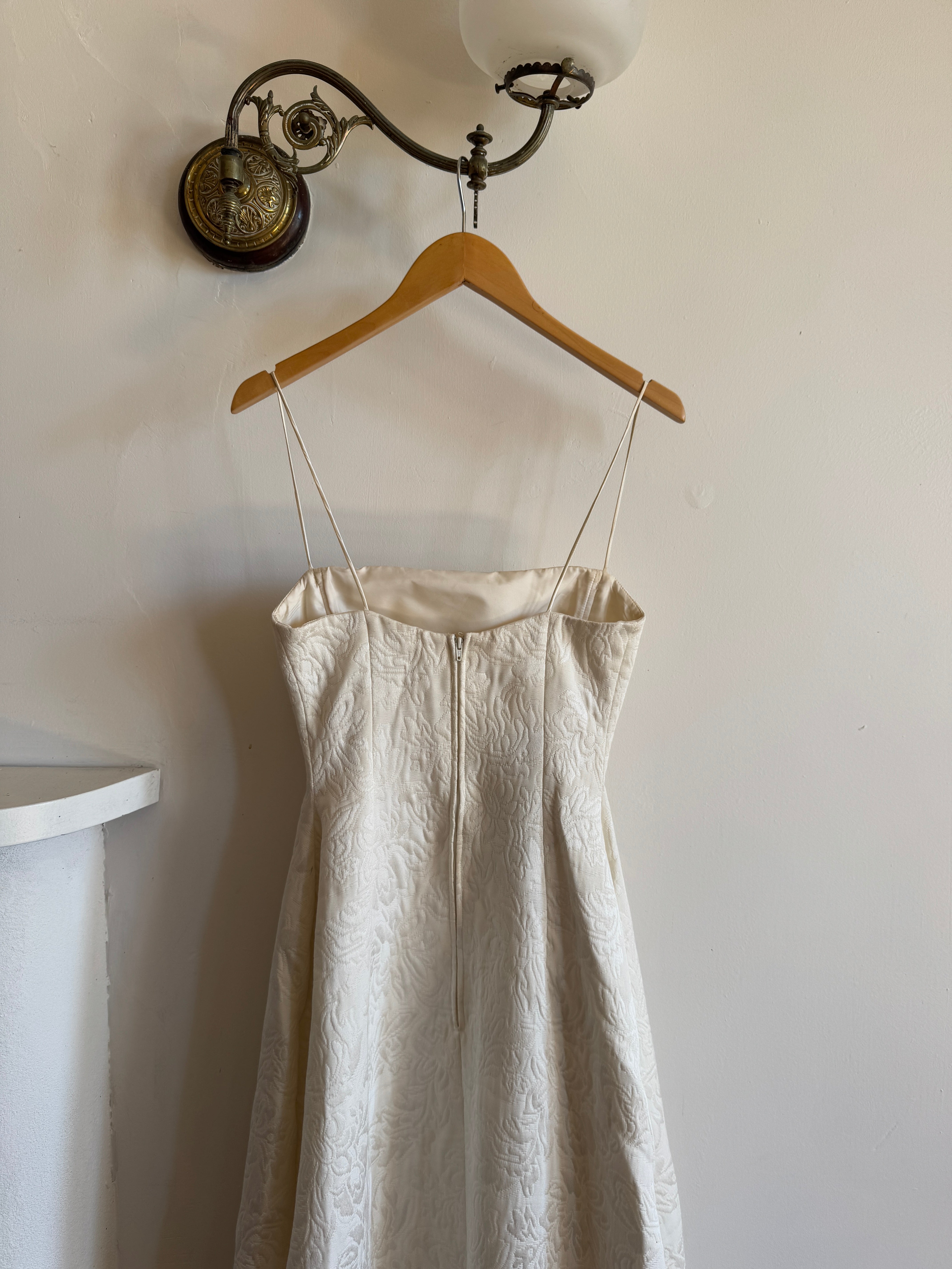 Vintage Y2K Pearl Brocade Tailored Strappy Gown