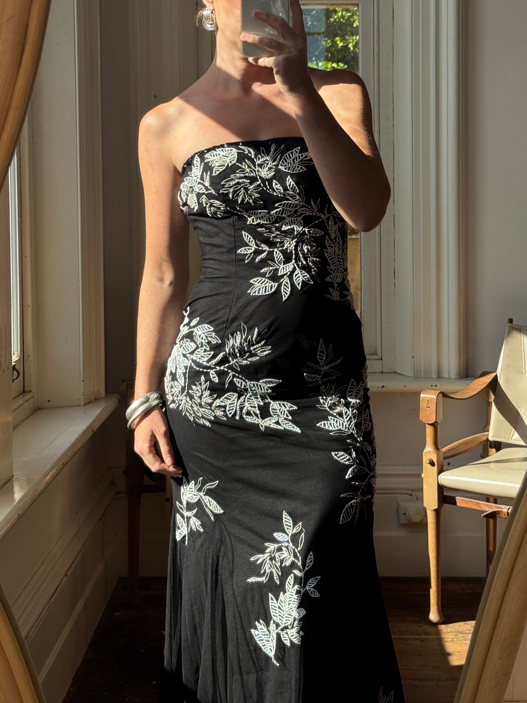 Vintage 90s Embroidered Net Strapless Dress Noir and White