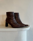 Vintage 90s Brown Leather Pointed Ankle Boots