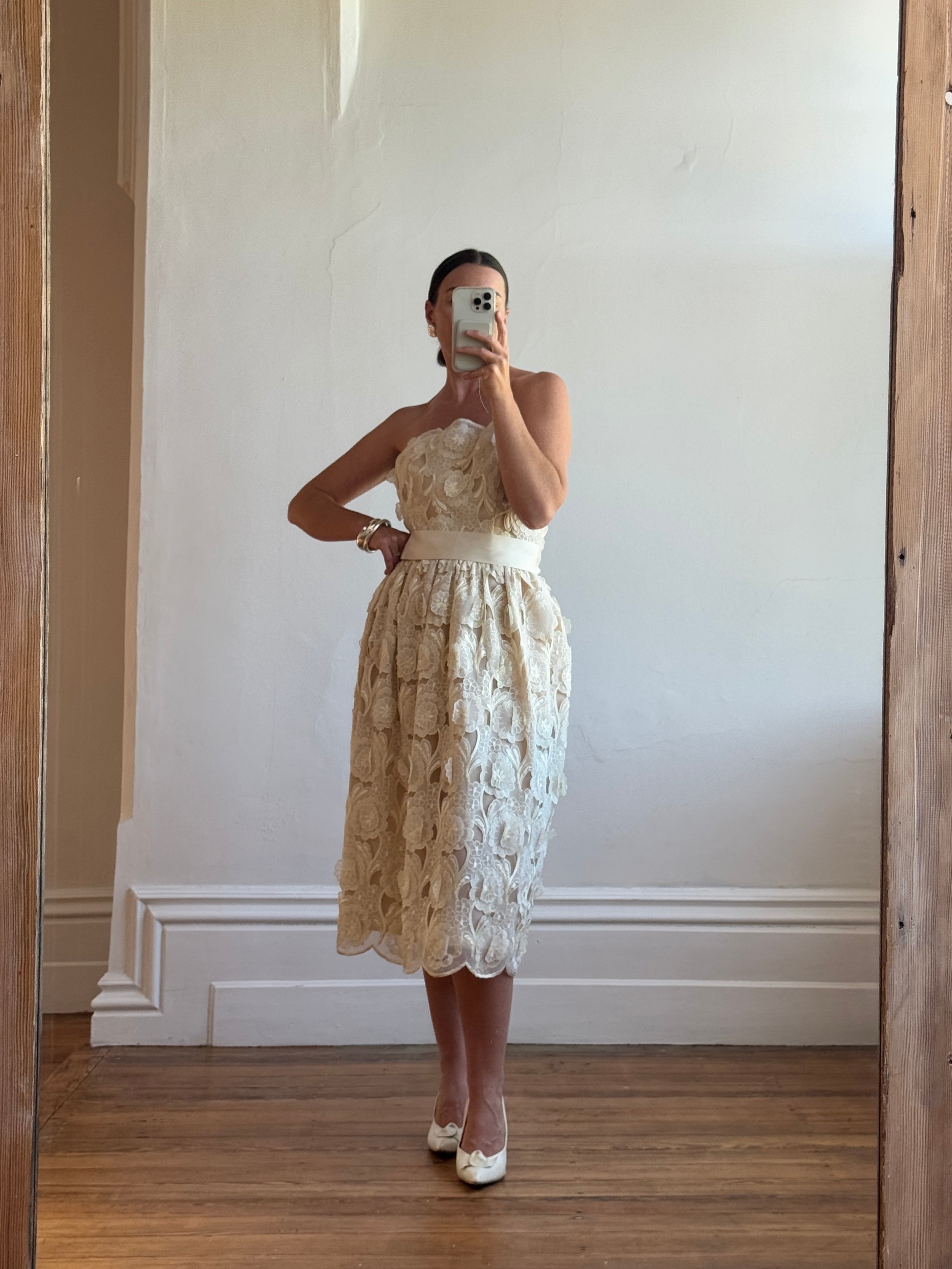 Vintage 70s Victor Costa 3D Lace Column Dress Creme