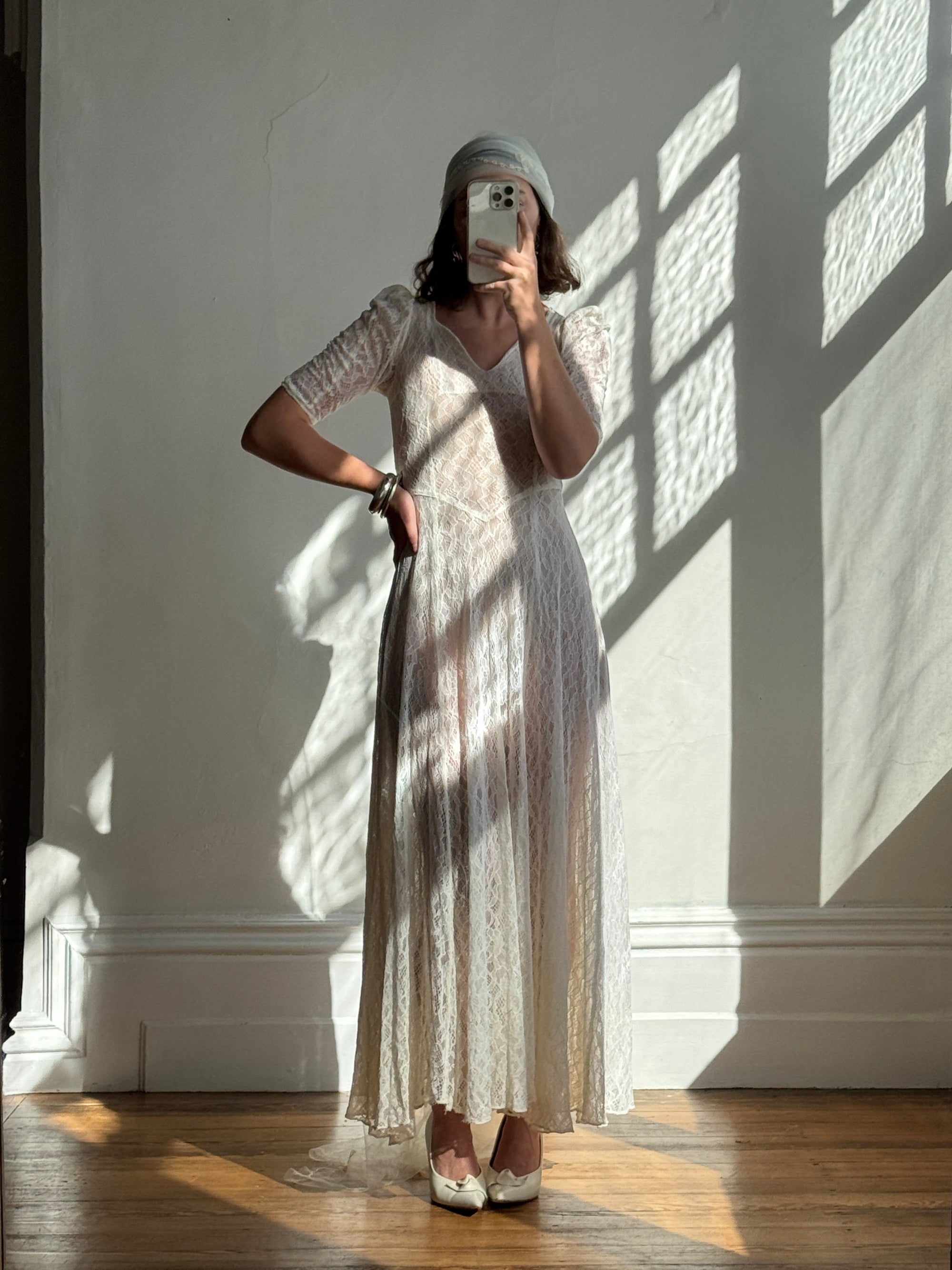 Vintage 30s Bias Cut Lace Wedding Dress Creme