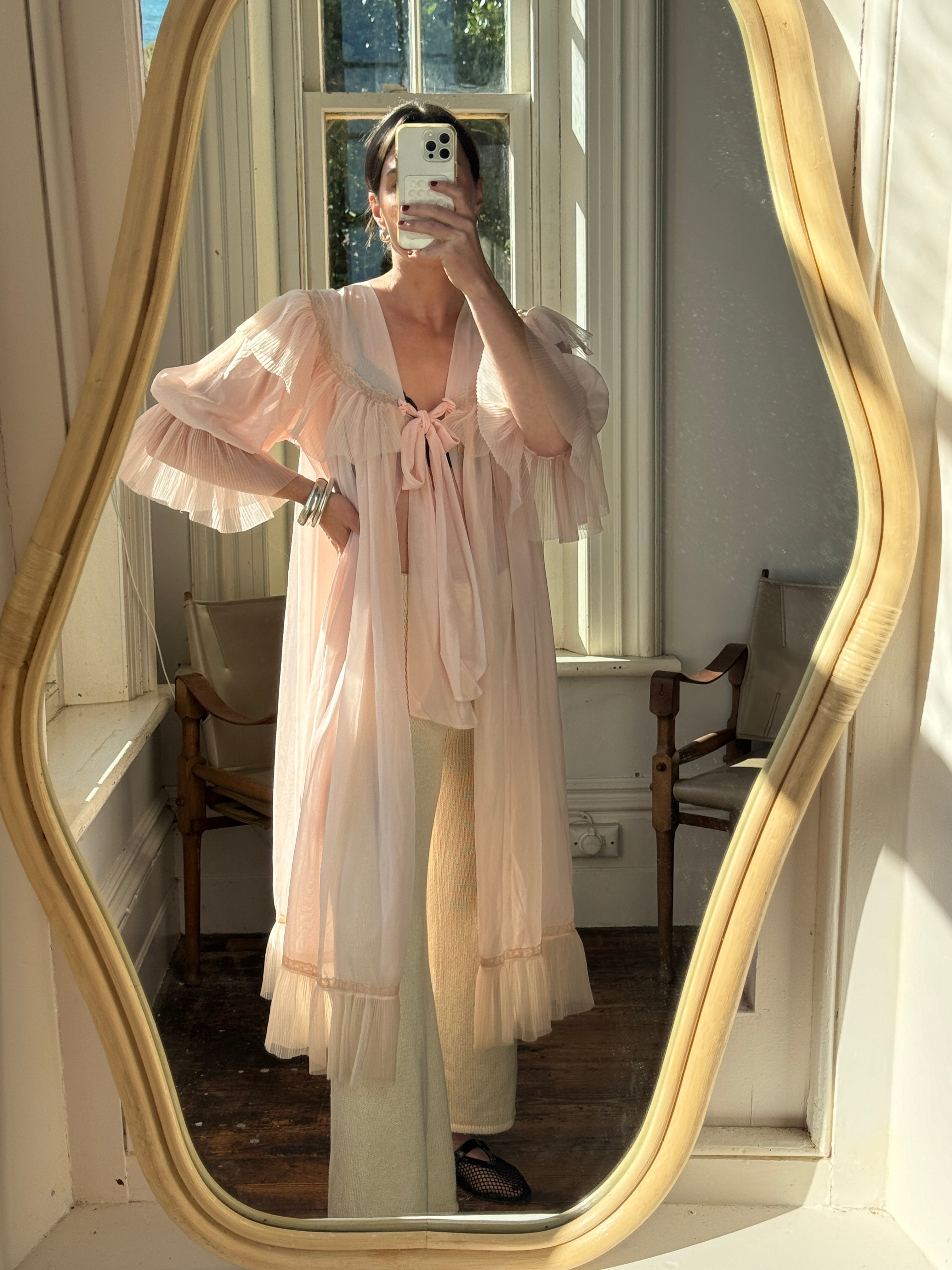 Vintage Pink Pleated Frill Tie Peignoir Cape