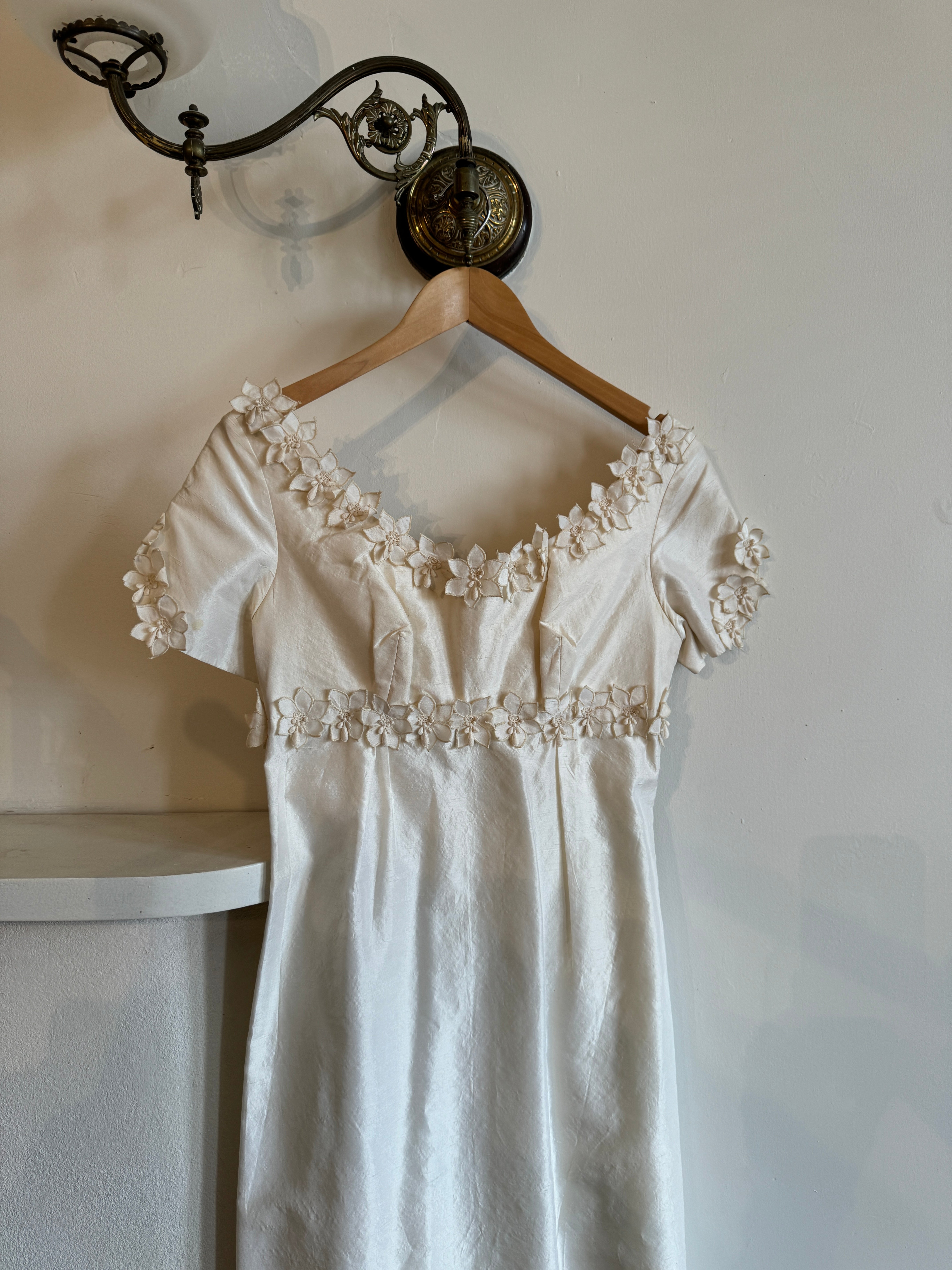 Vintage Pure Raw Silk Empire Bridal Dress With Floral Applique