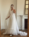 Vintage 60s Sleeveless Lace Wedding Gown With Train