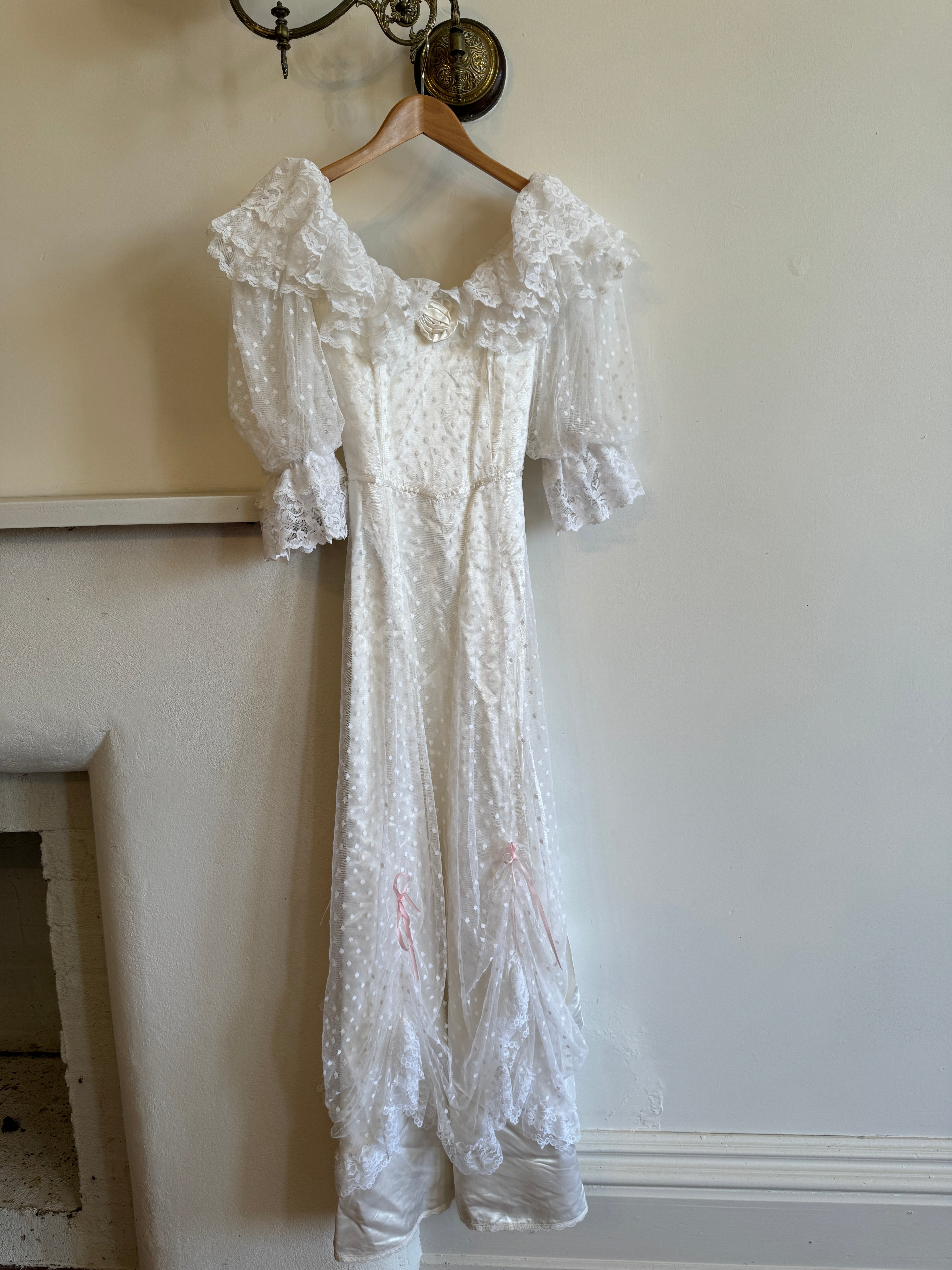 Vintage Mesh Lace Rosette Dress with Pink Bows