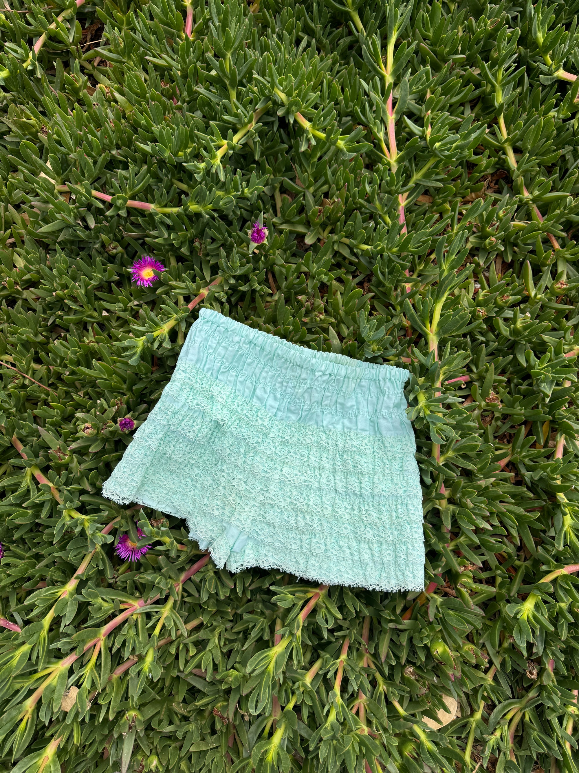 Vintage Ruffled Bloomer Shorts Aqua