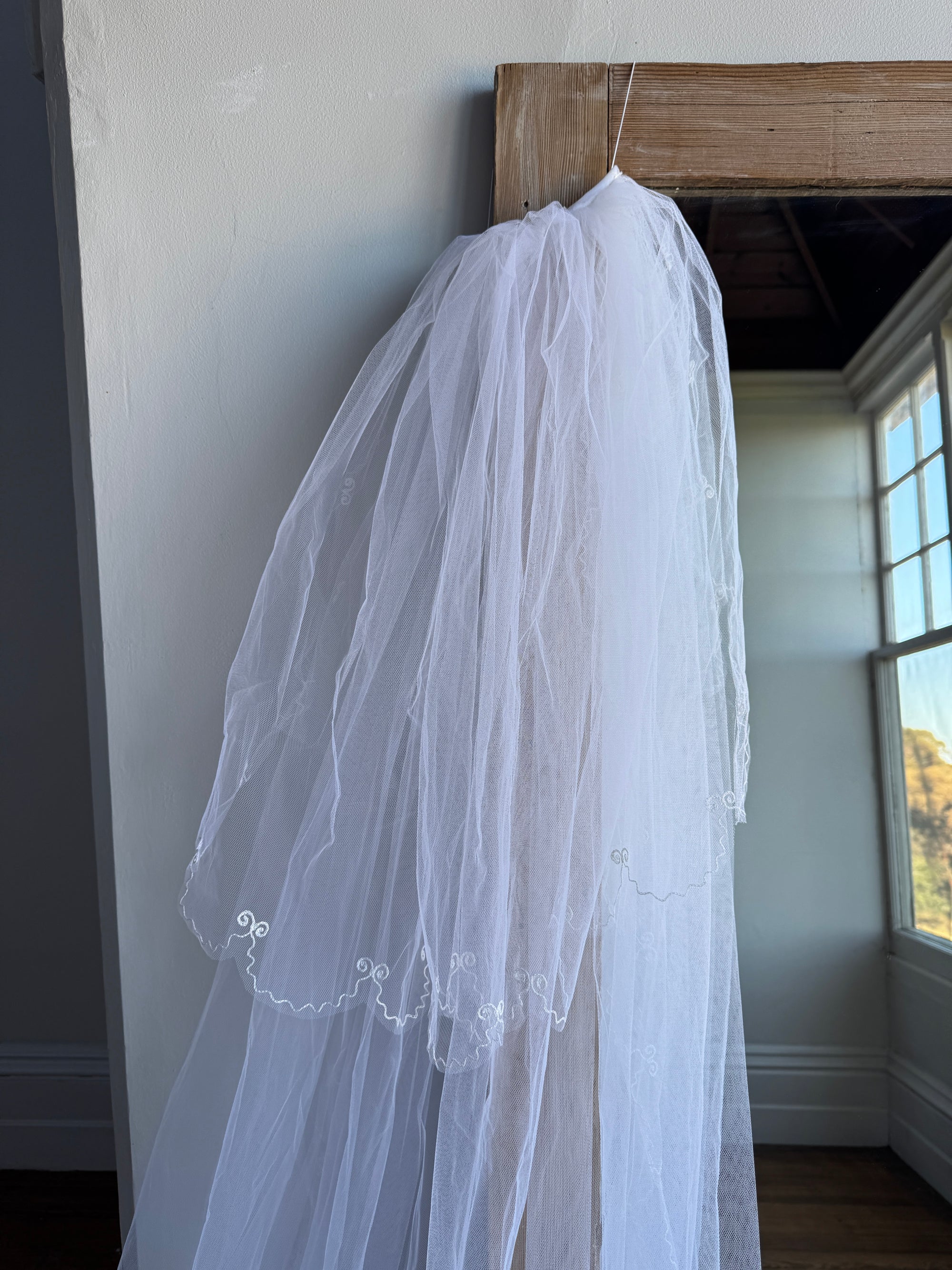Vintage Full Length Cathedral Scalloped Veil With Embroidery