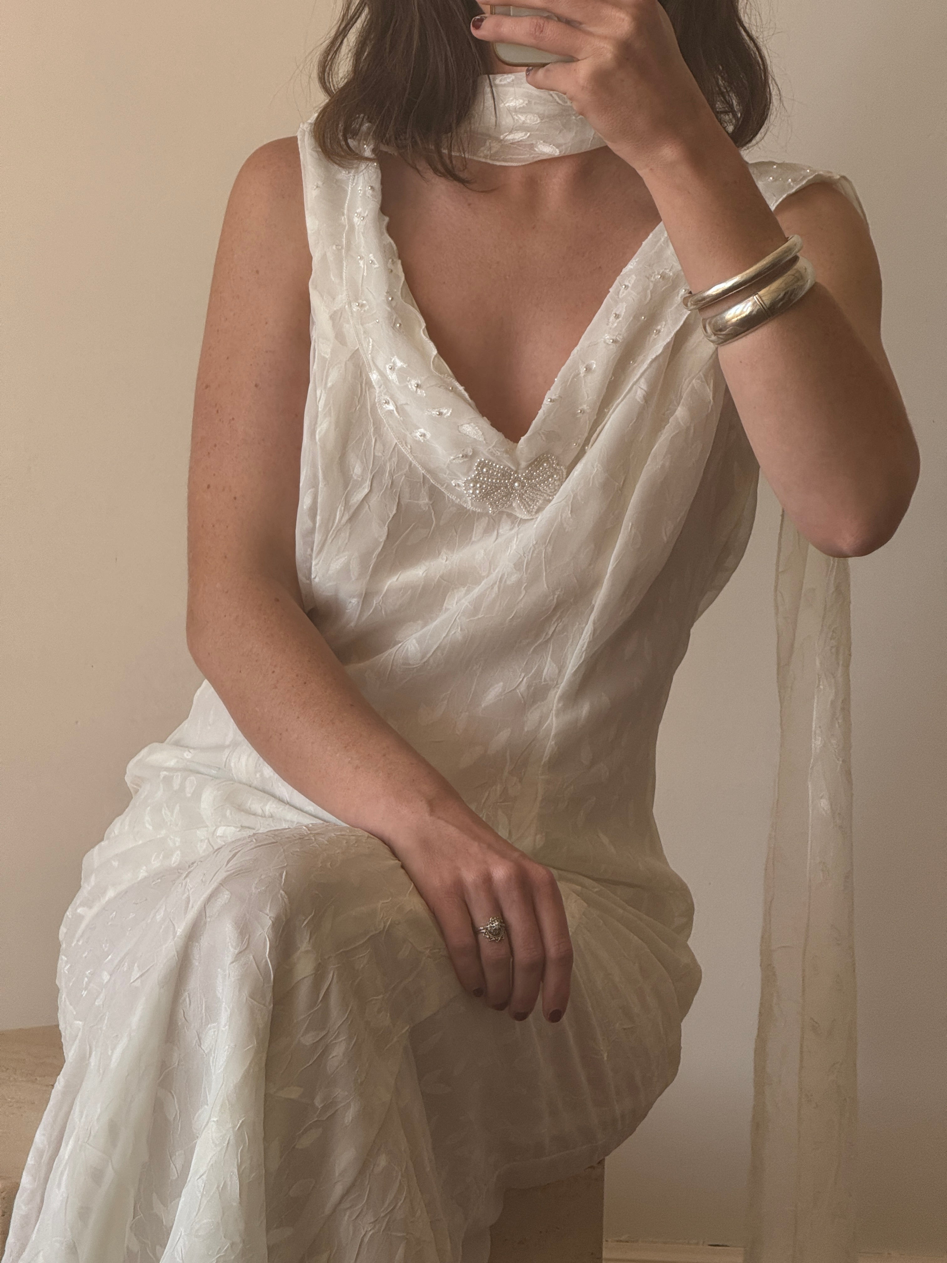 Vintage V Neck Sheer Vine Wedding Dress