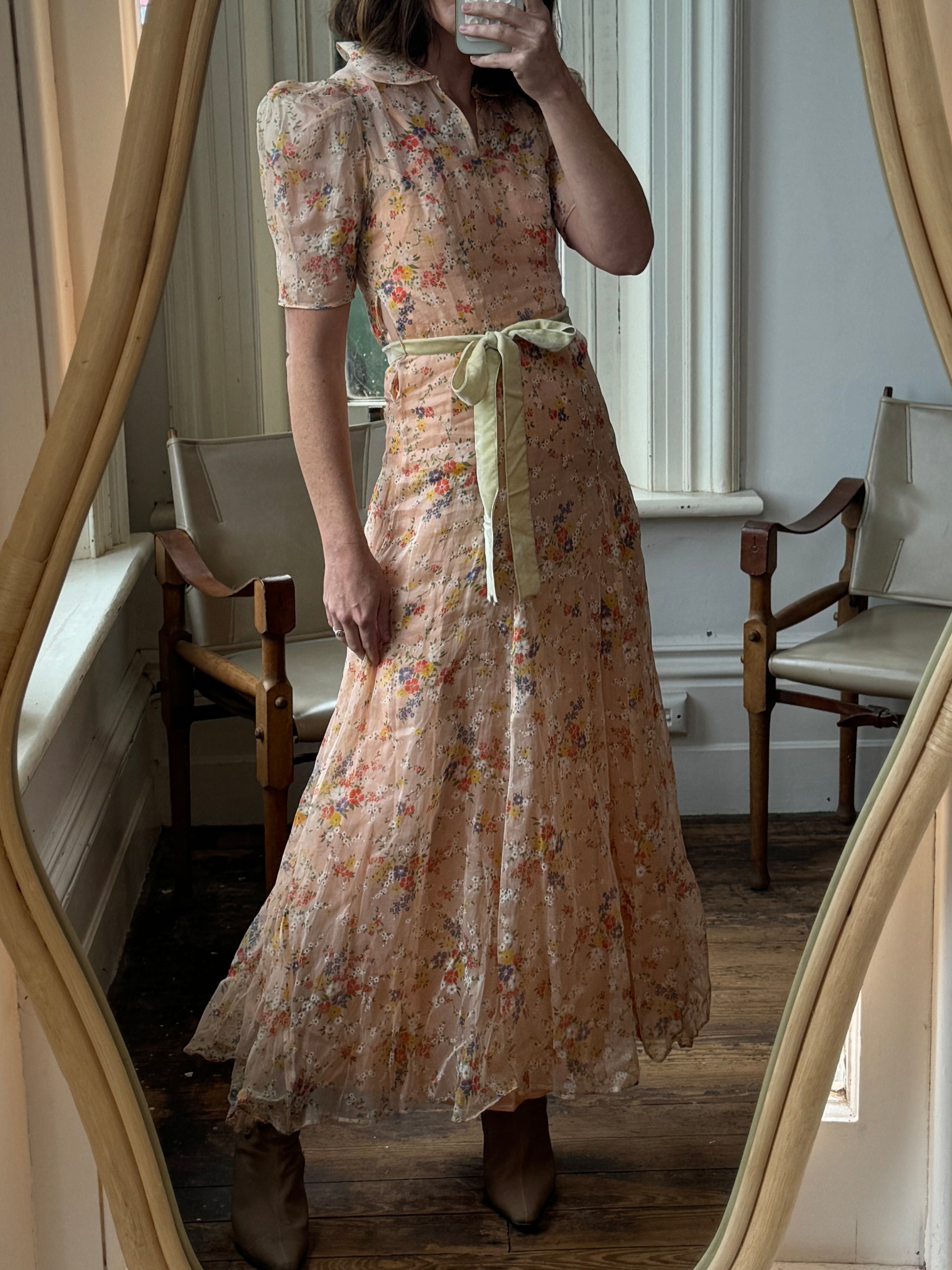 Vintage Sheer Peach Floral Collared Sundress With Tie
