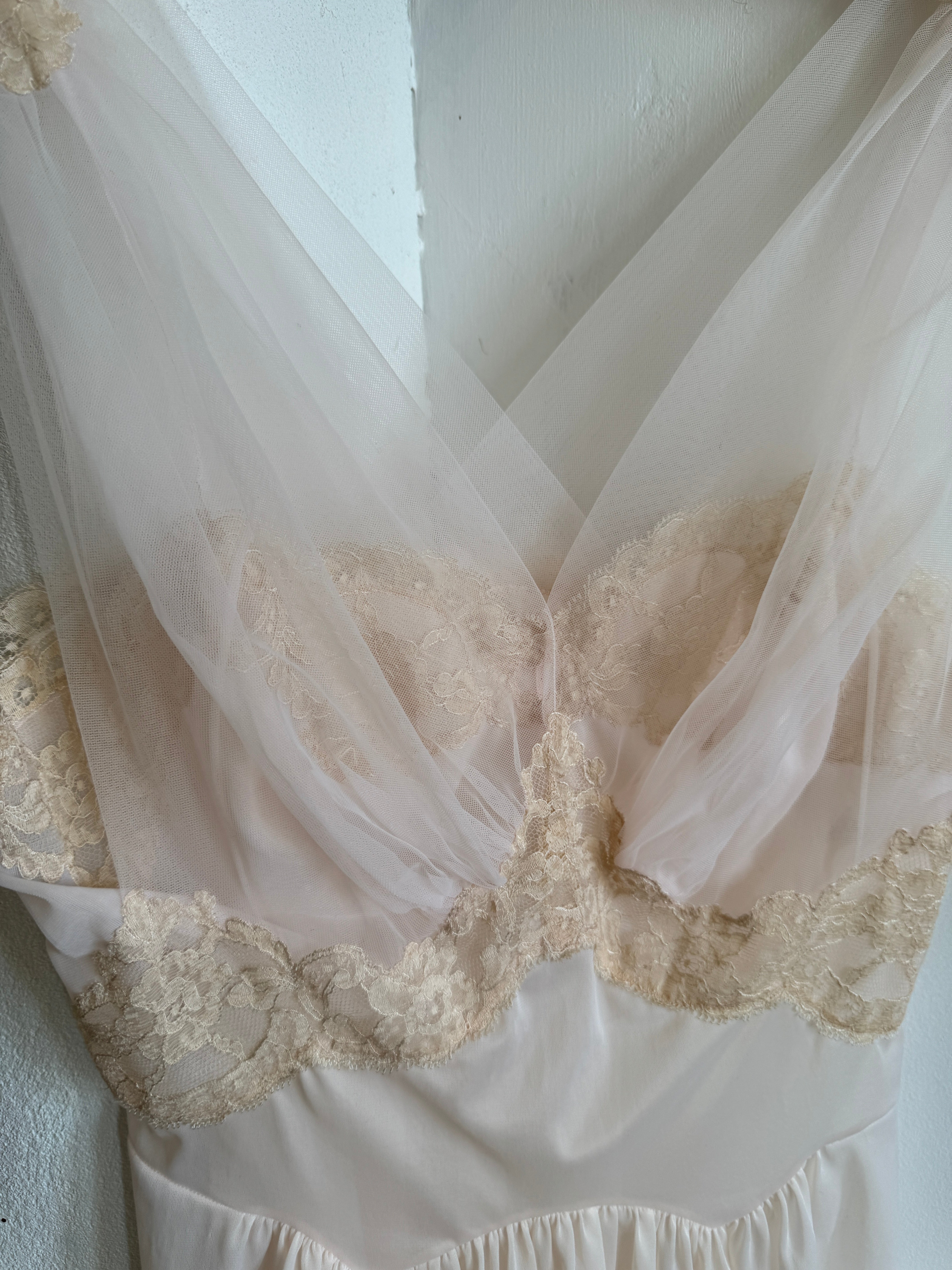 Vintage Pink Tulle and Lace Négligée Top