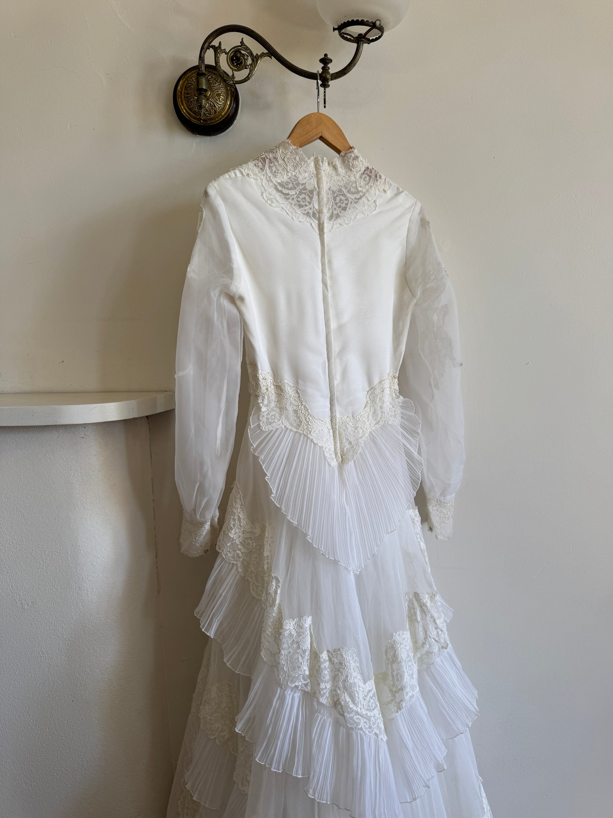 Vintage 60s Lace Wedding Dress With Pleated Ruffle Train