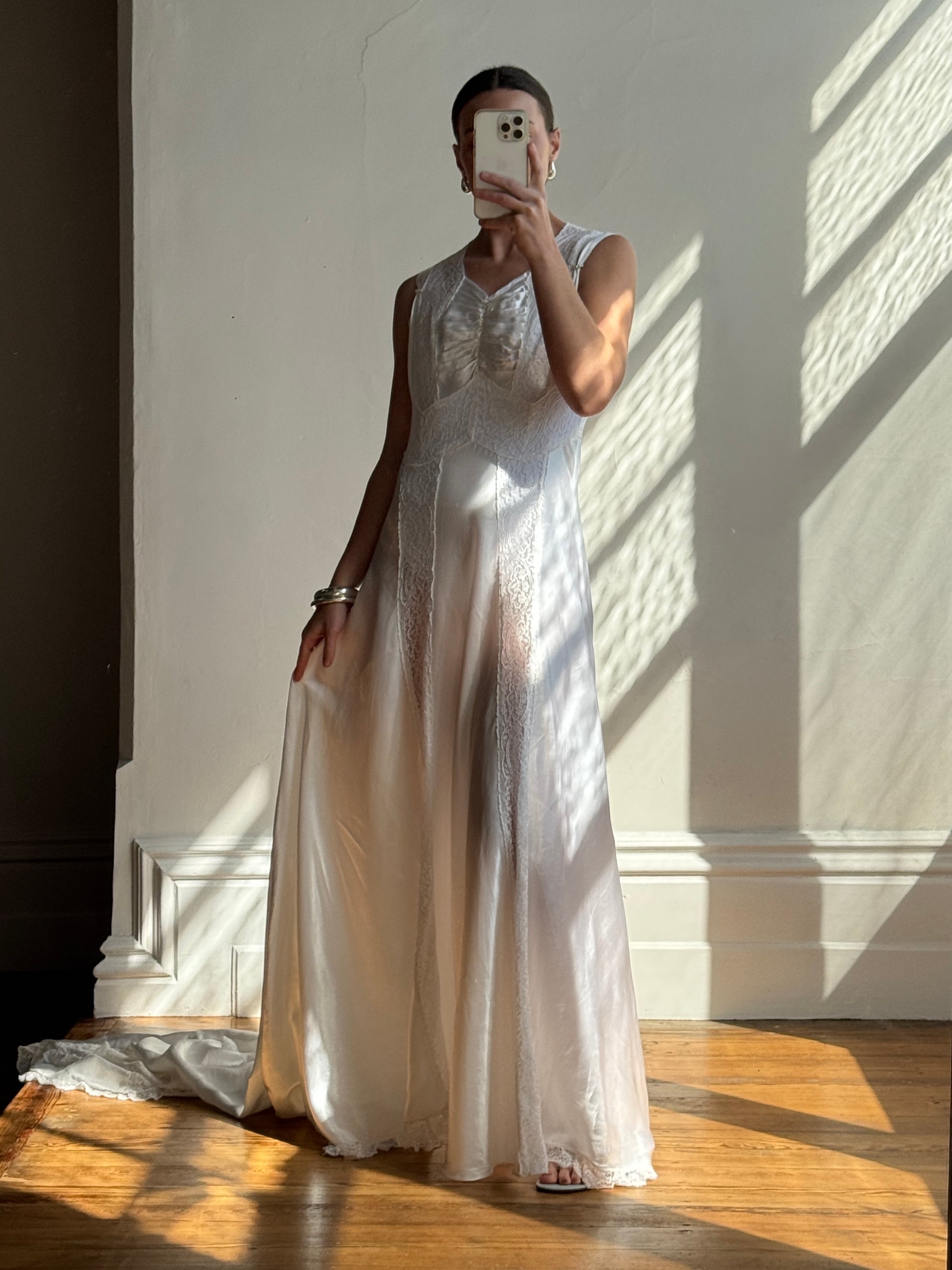 Vintage 40s Liquid Satin Sleeveless Lace Wedding Gown