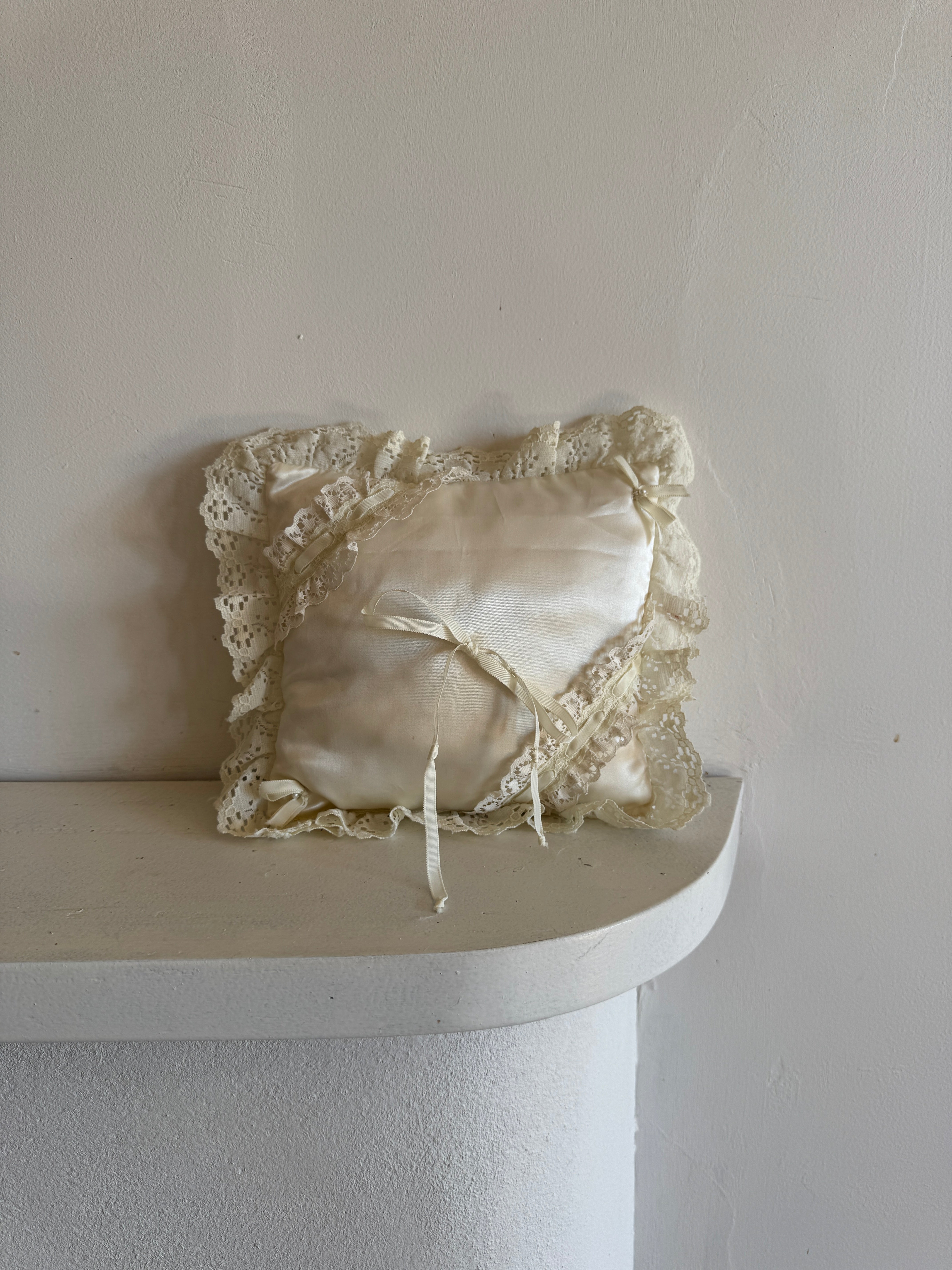 Vintage 70s Lace Ring Cushion