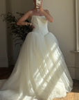 Vintage Y2K Vera Wang Princess Tulle Strapless Wedding Gown