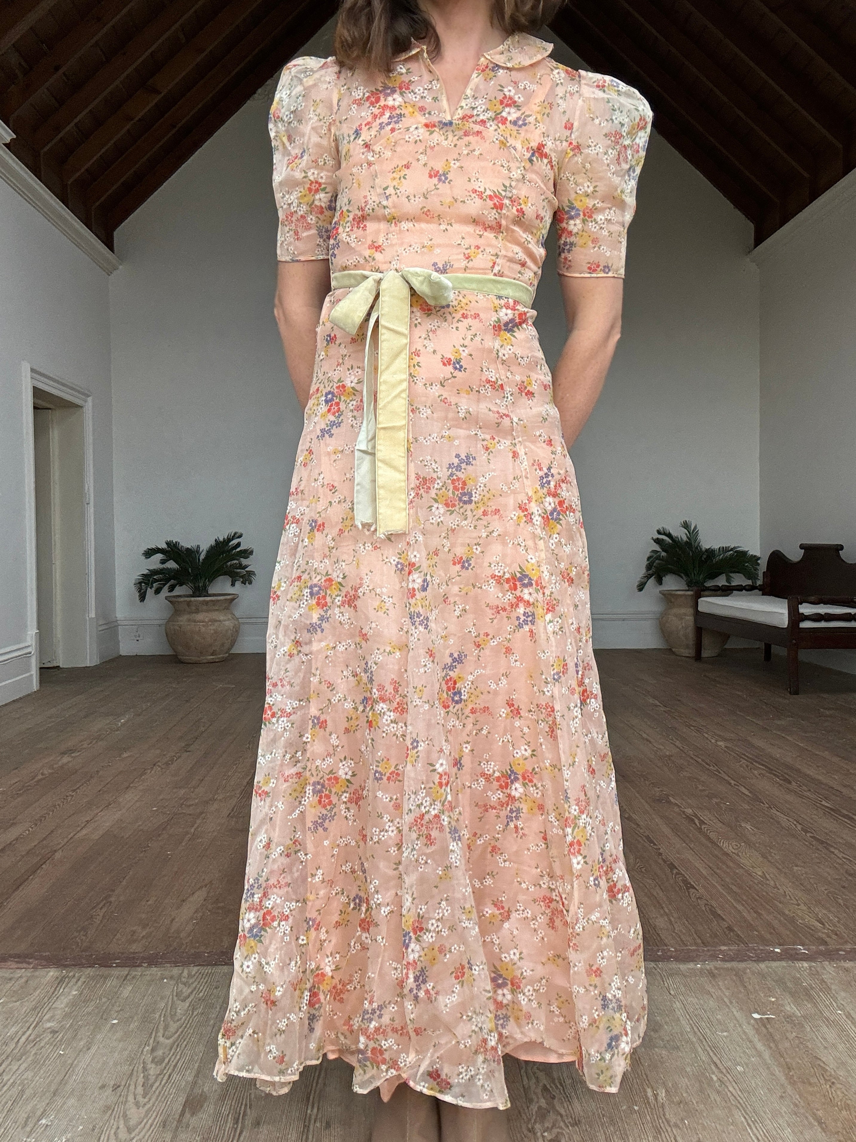 Vintage Sheer Peach Floral Collared Sundress With Tie
