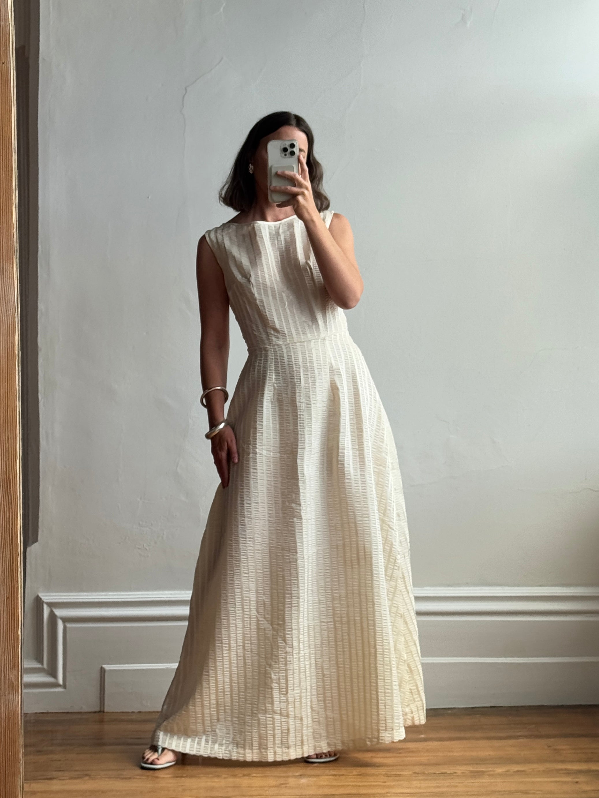 Vintage 60s Crinkle Classic Dress Creme