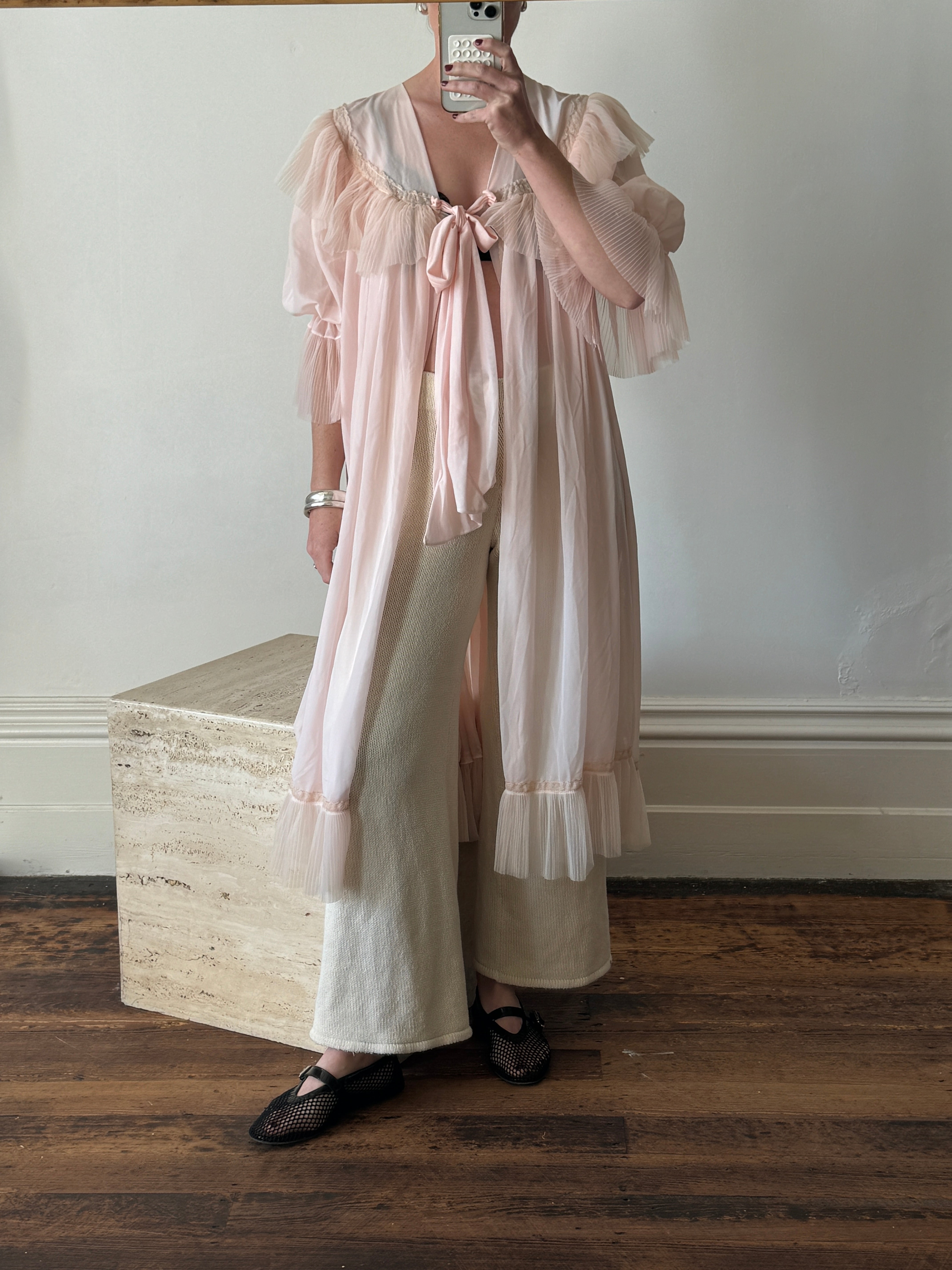 Vintage Pink Pleated Frill Tie Peignoir Cape
