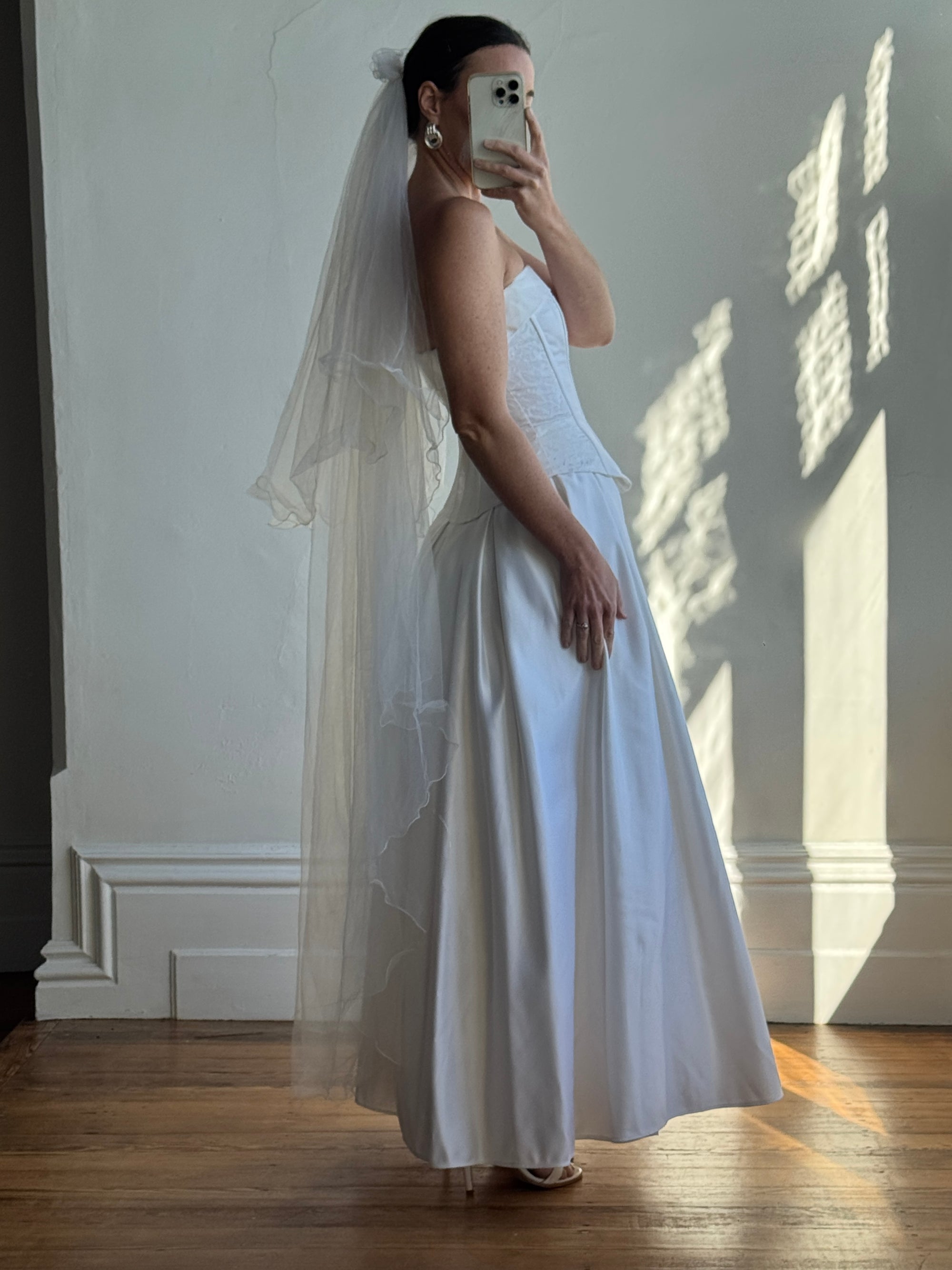 Vintage 80s Midi Length Chapel Tiered Veil