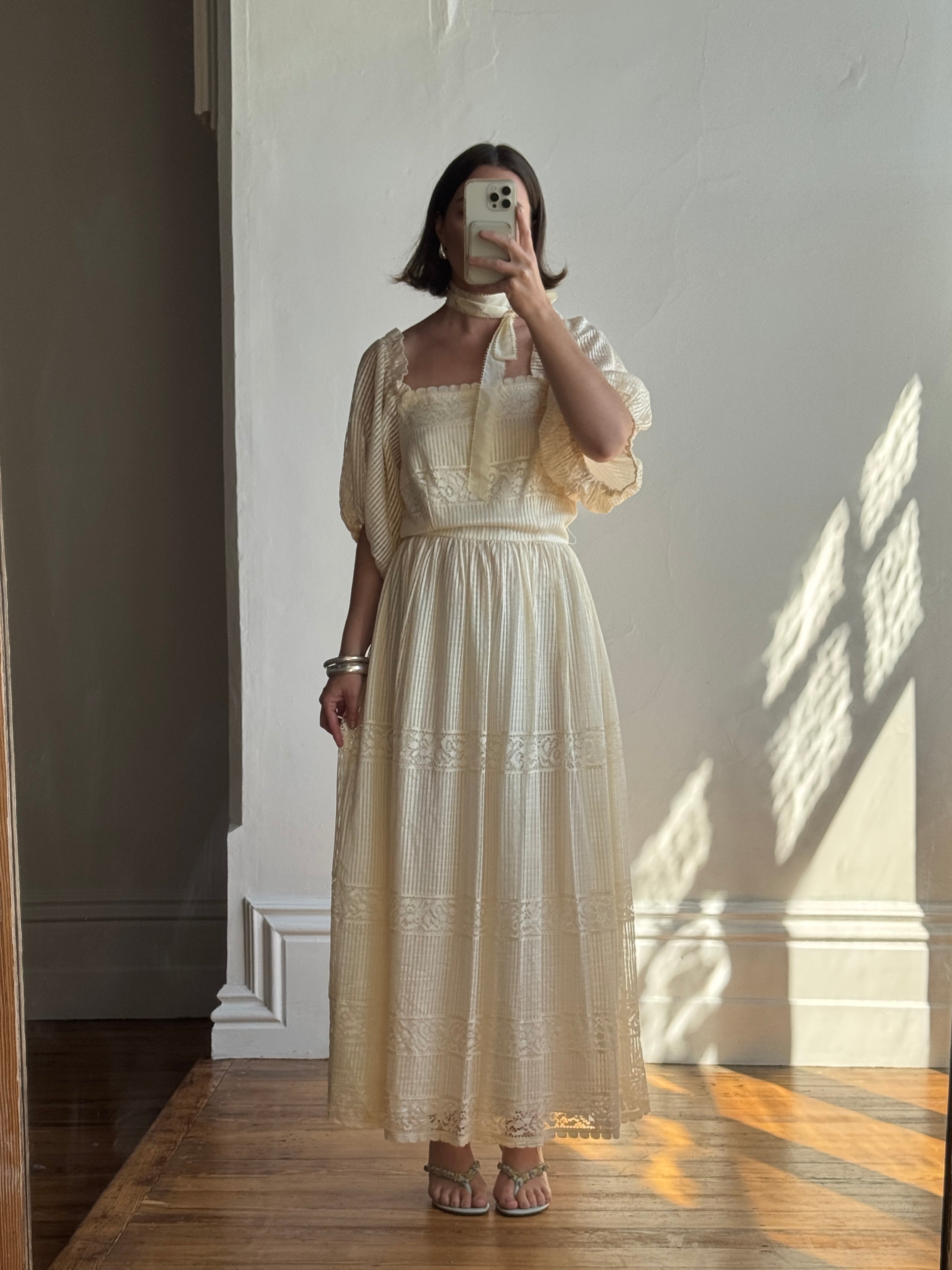 Vintage 70s Prairie Lace Wedding Dress Creme
