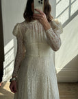 Vintage 40s Collared Lace Wedding Gown With Train