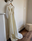 Vintage 70s Lace Poet Sleeve Wedding Dress Ivory