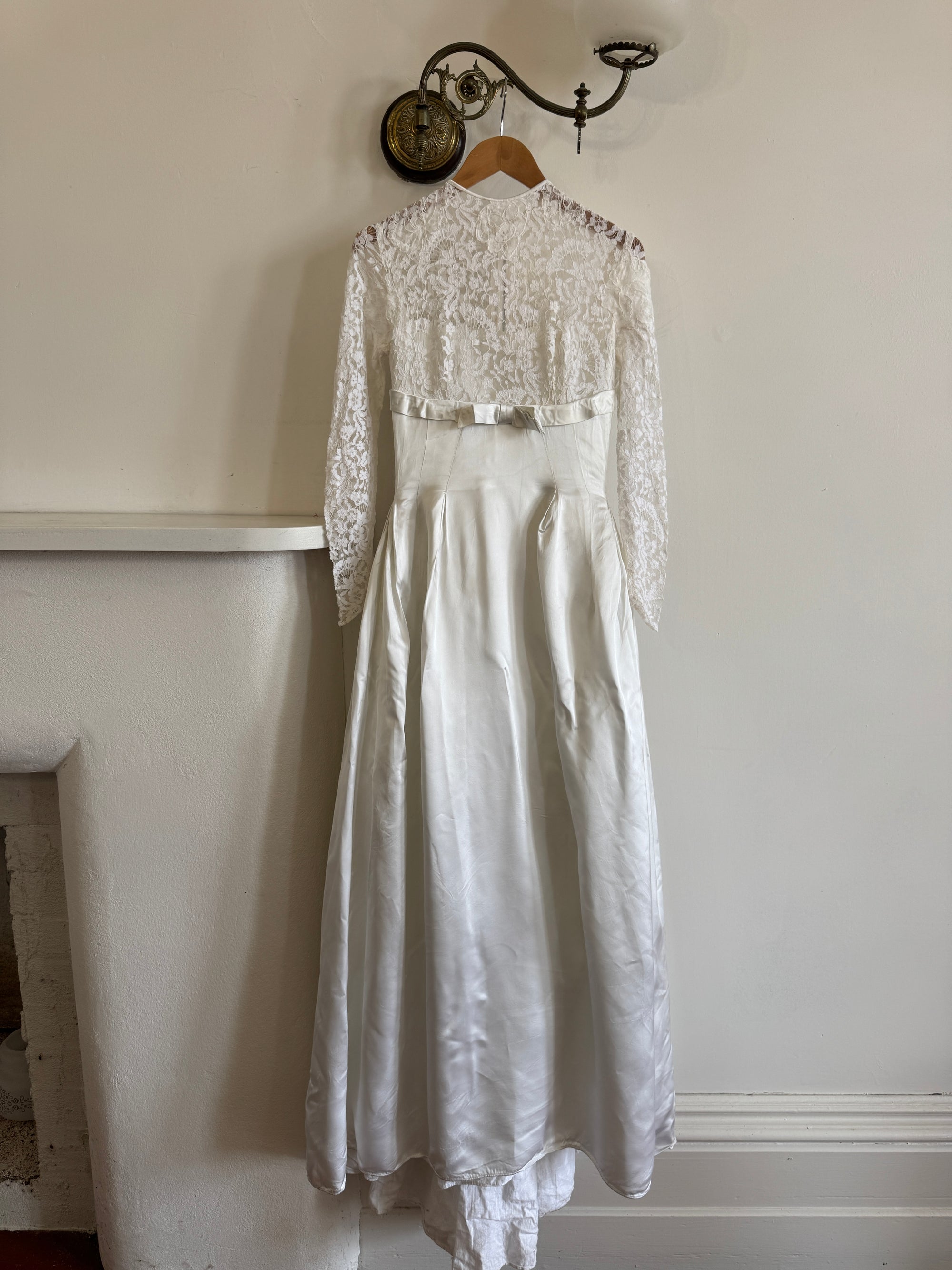 Vintage 50s Reworked Lace Long Sleeve Satin Wedding Gown With Bow
