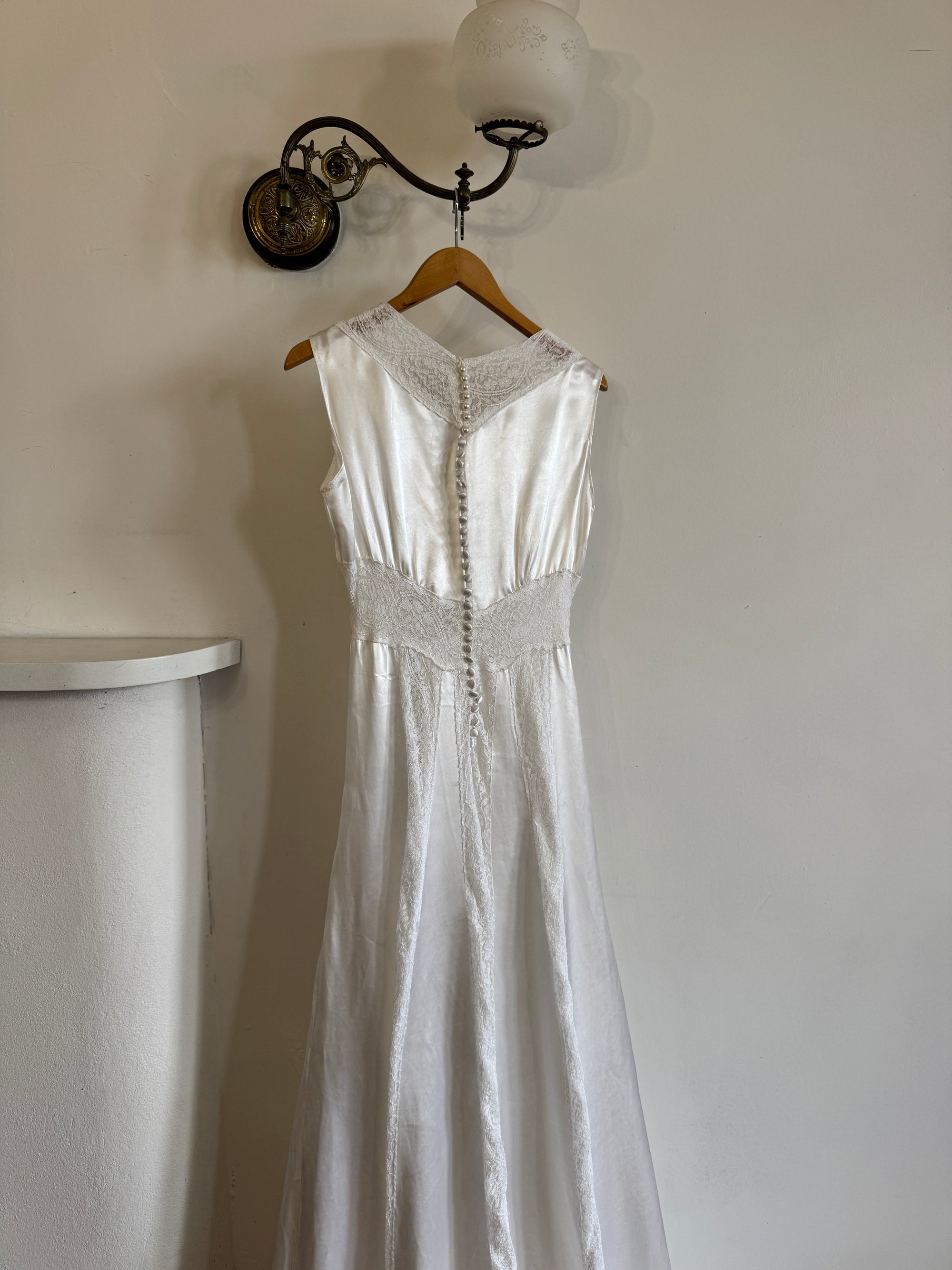 Vintage 40s Liquid Satin Sleeveless Lace Wedding Gown