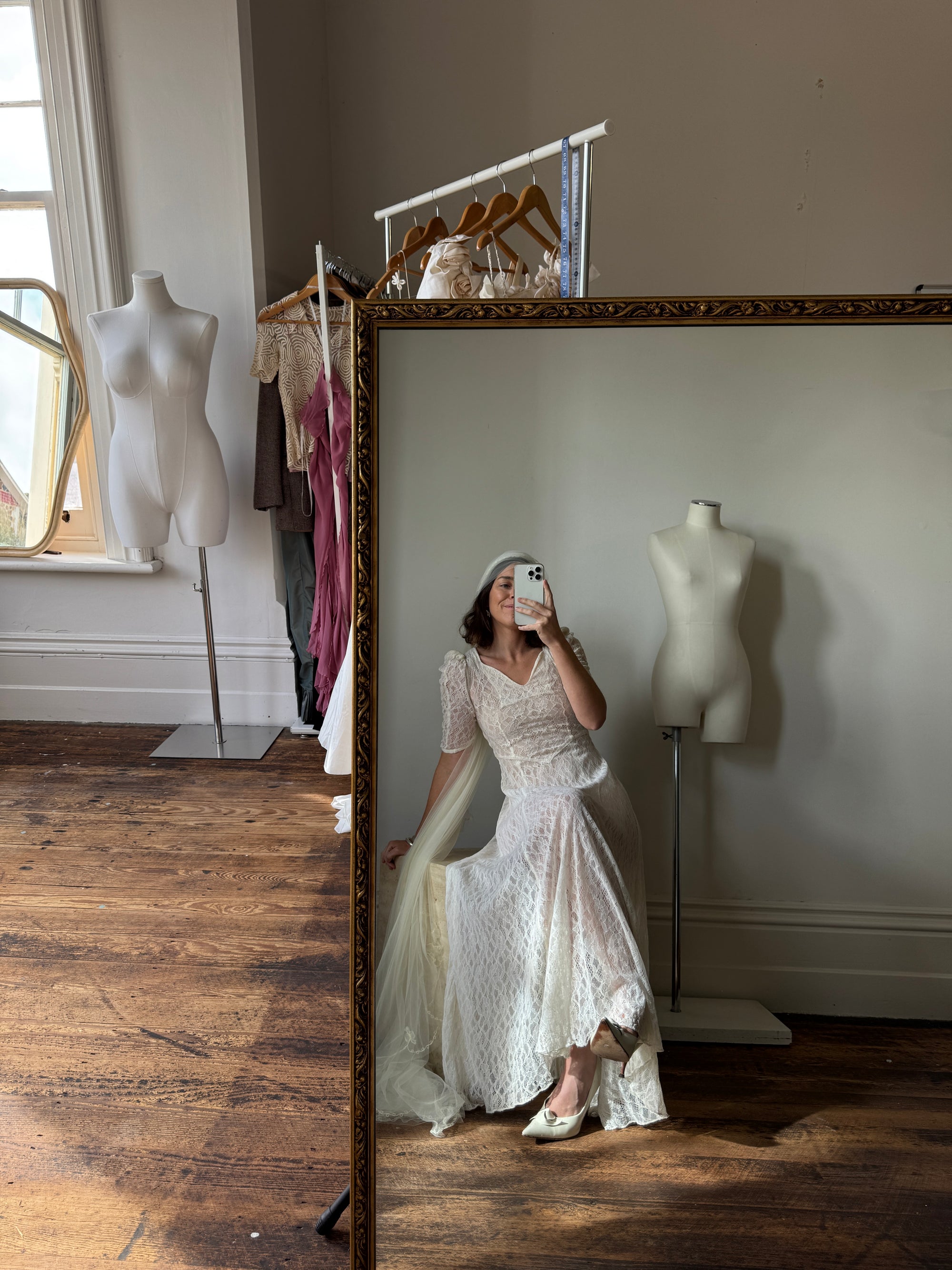 Vintage 30s Bias Cut Lace Wedding Dress Creme