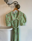 Vintage 70s Petite Floral Collared Maxi Dress