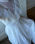 Vintage 80s Prarie Long Sleeved Wedding Dress with Floral Embroidery