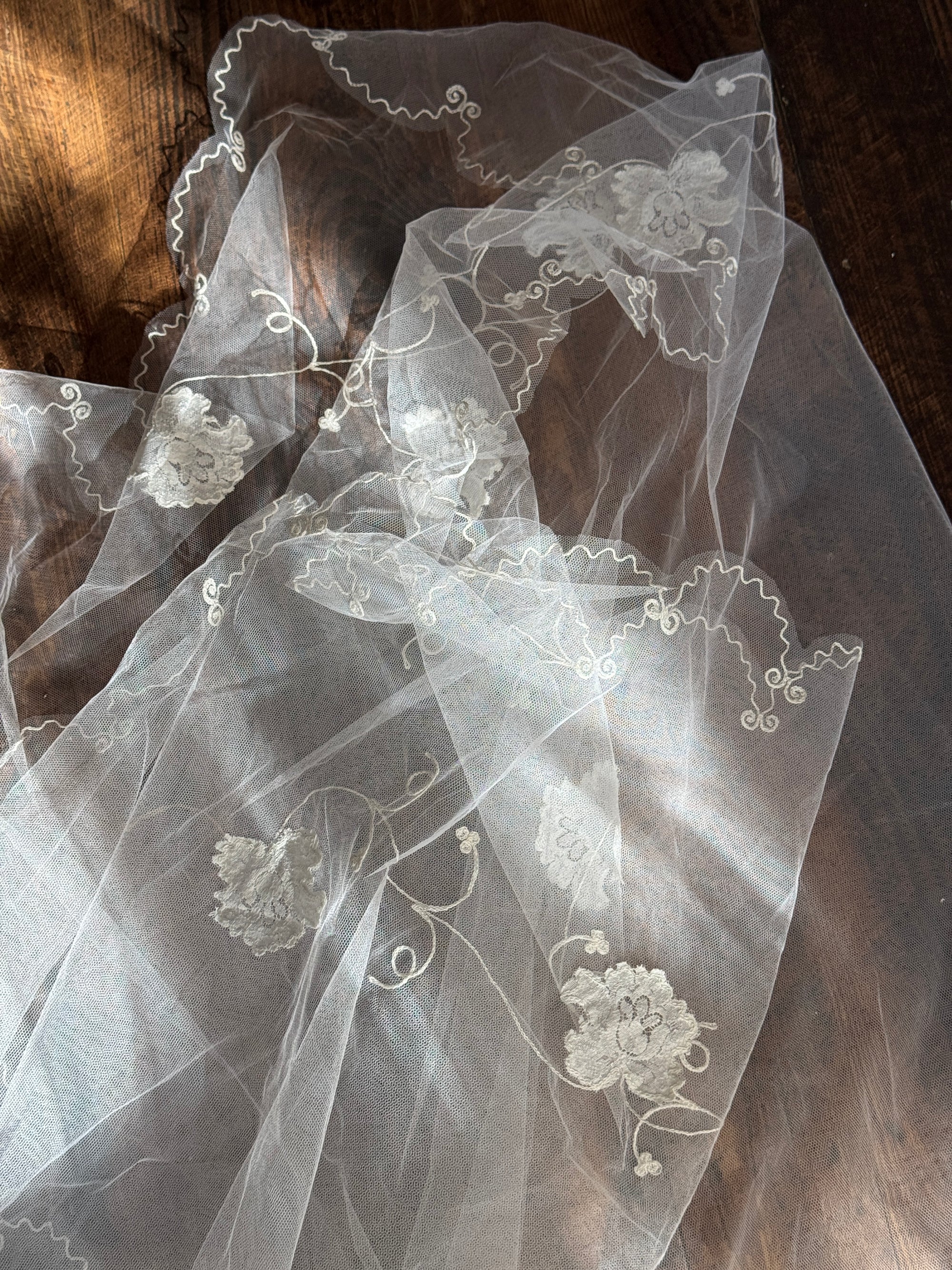 Vintage Full Length Cathedral Scalloped Veil With Embroidery