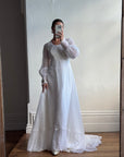Vintage 70s Daisy Organza Lace Wedding Dress With Train