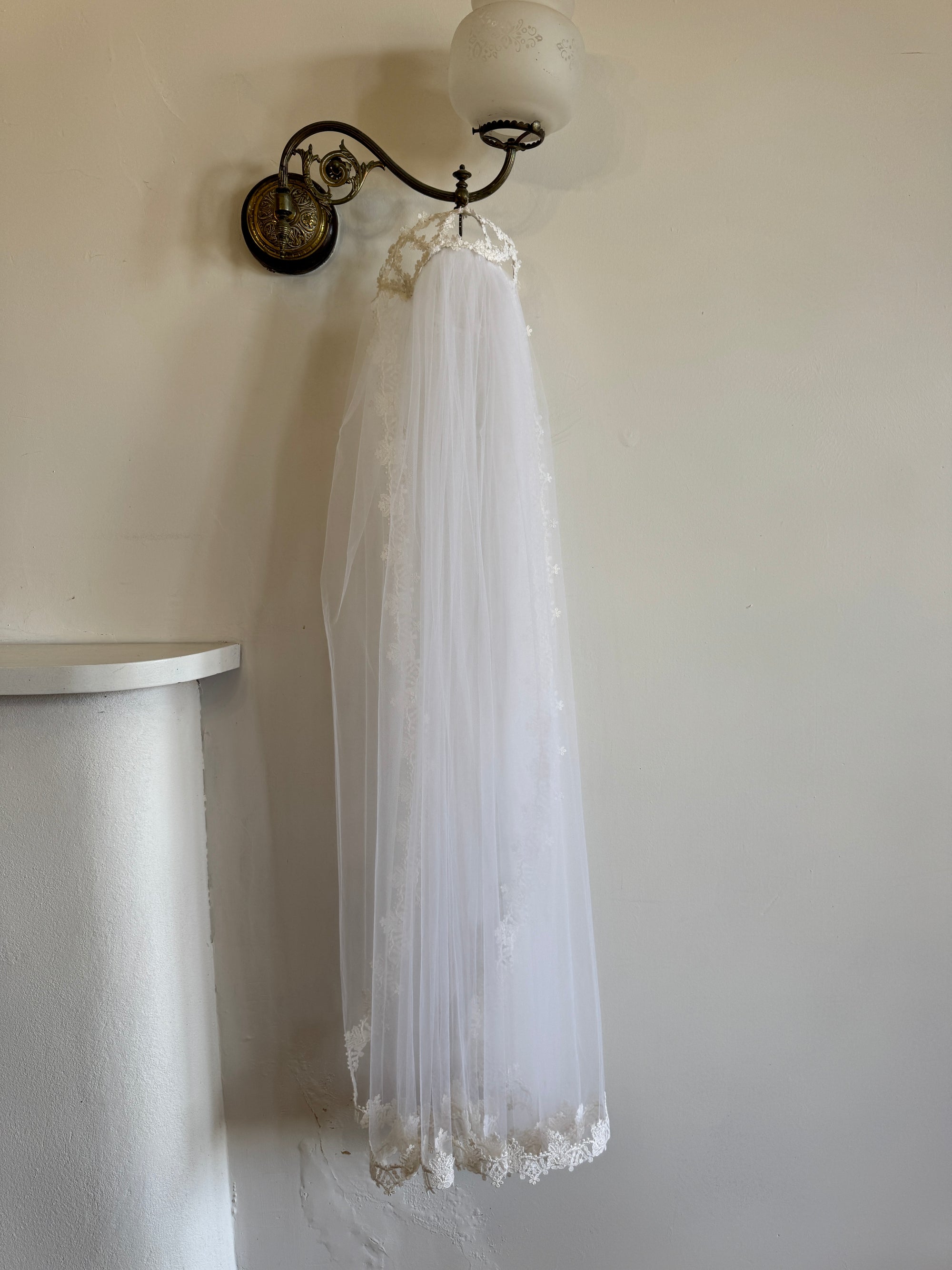 Vintage Juliette Floral Cap Long Veil