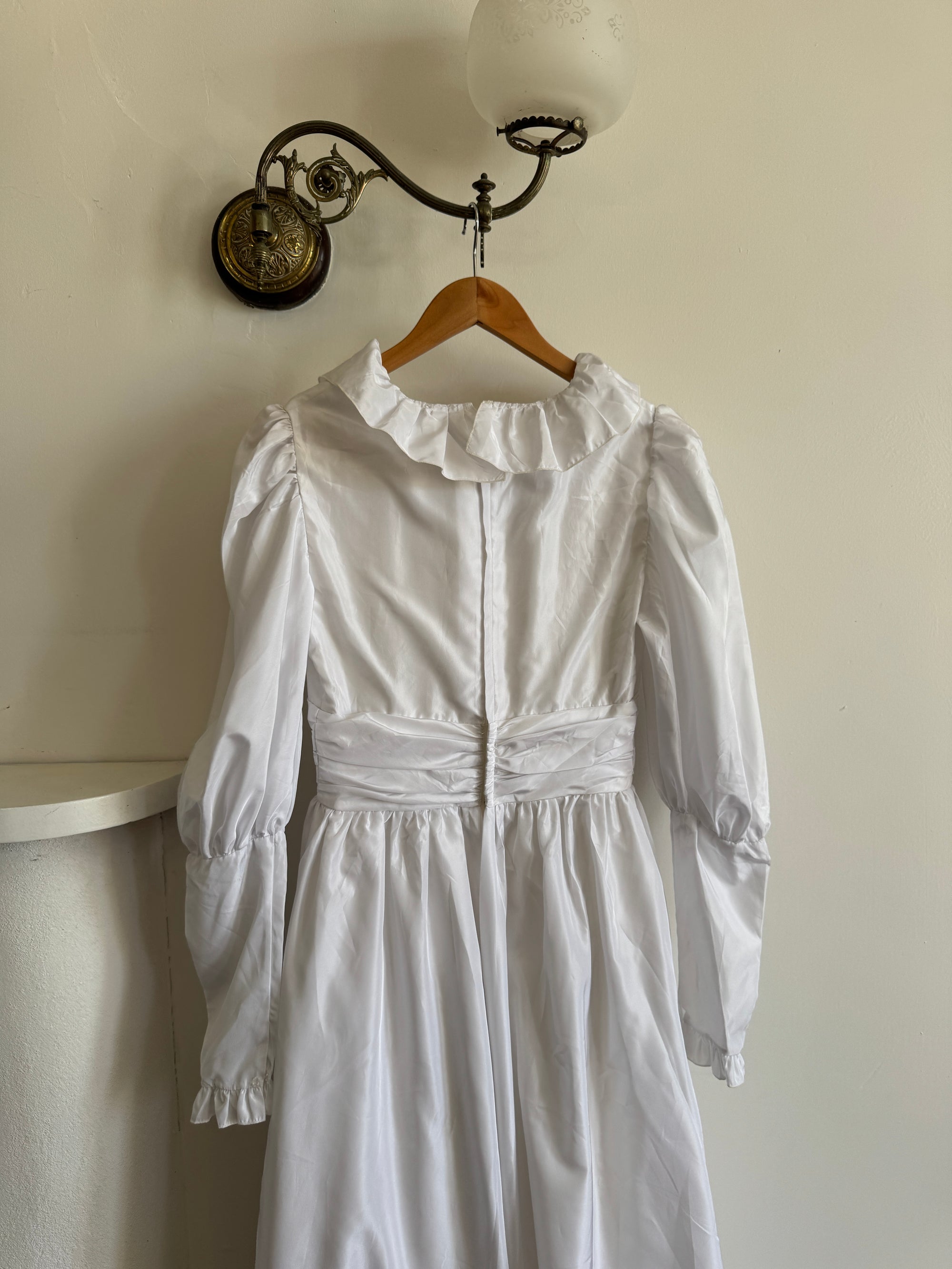 Vintage 70s Taffeta Frill Wedding Dress with Bow