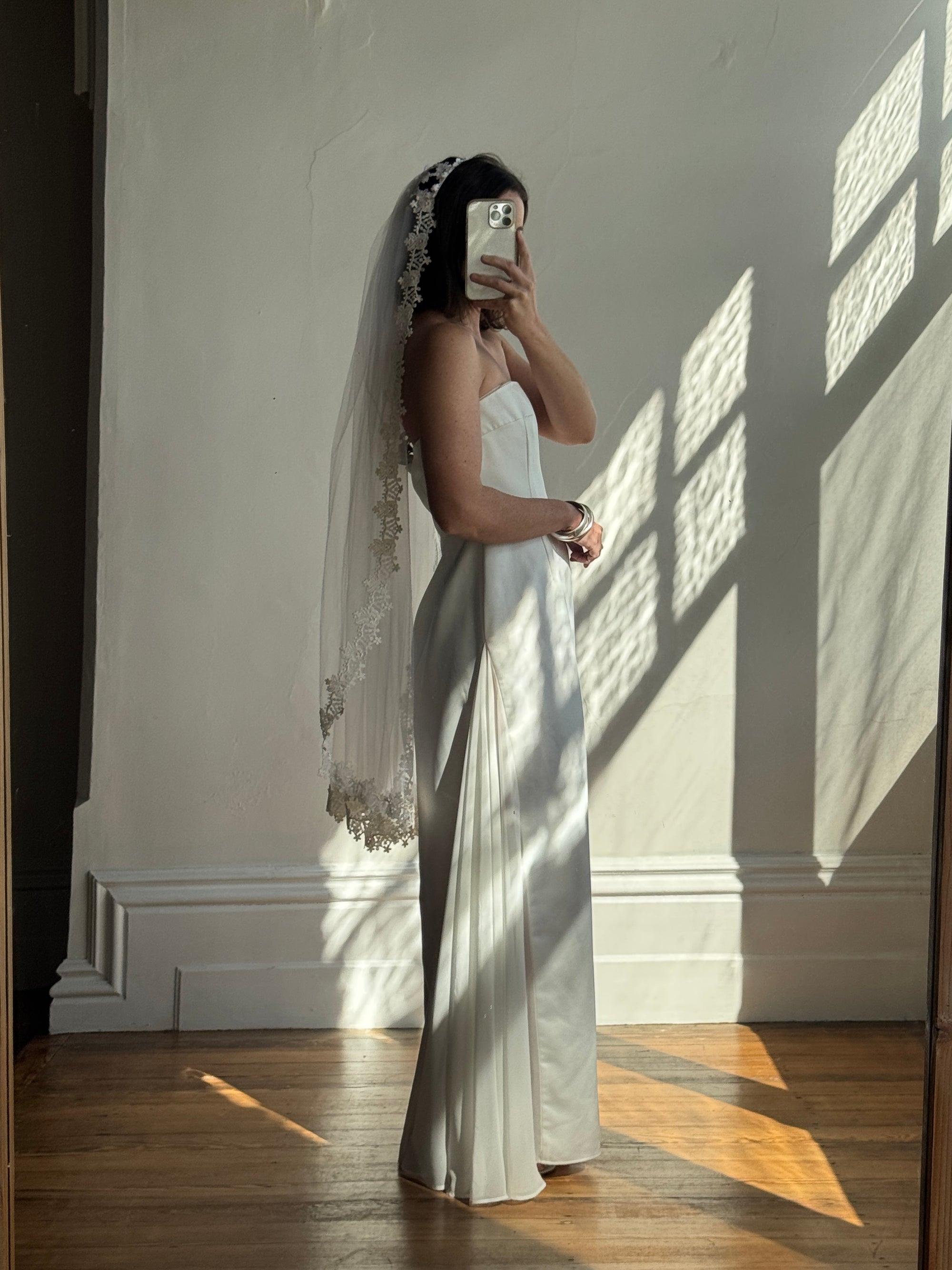 Vintage Juliette Floral Cap Long Veil